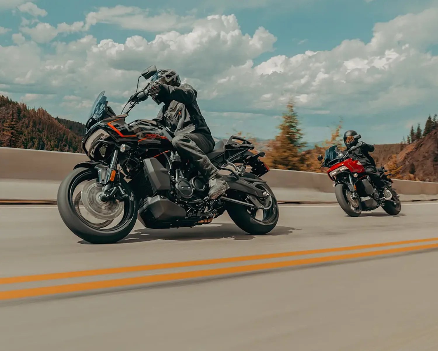 2025 harley davidson pan america 1250 st off side action