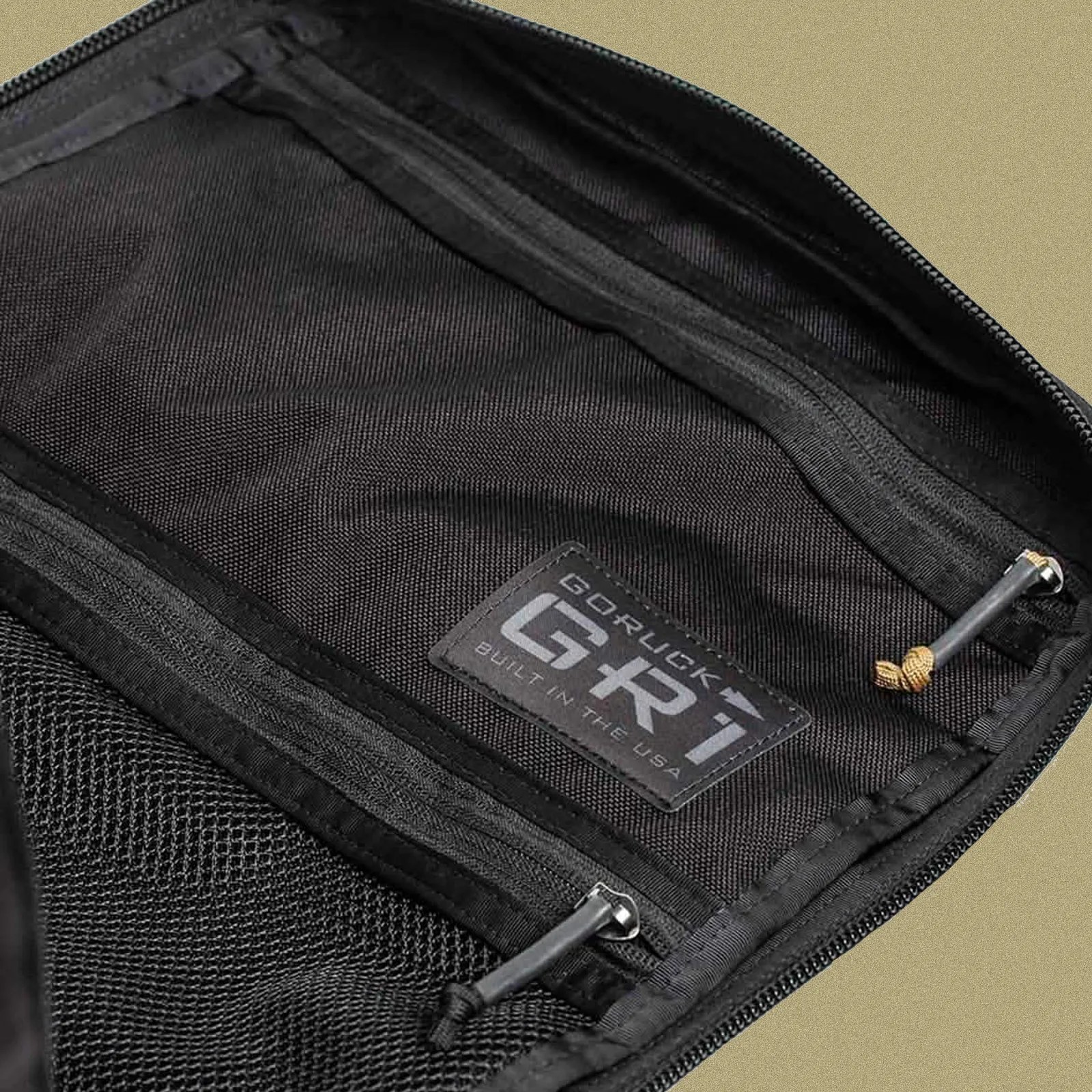 A look at the interior panel of the GoRuck GR1 showing the bags integrated zipper pockets. 