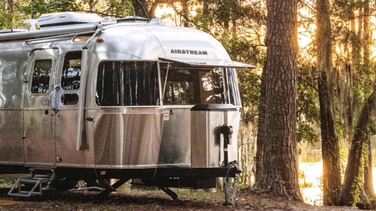 airstream classic 28rb macro
