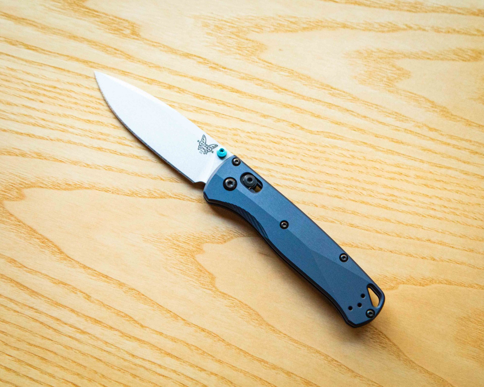 benchmade bugout pocket knife