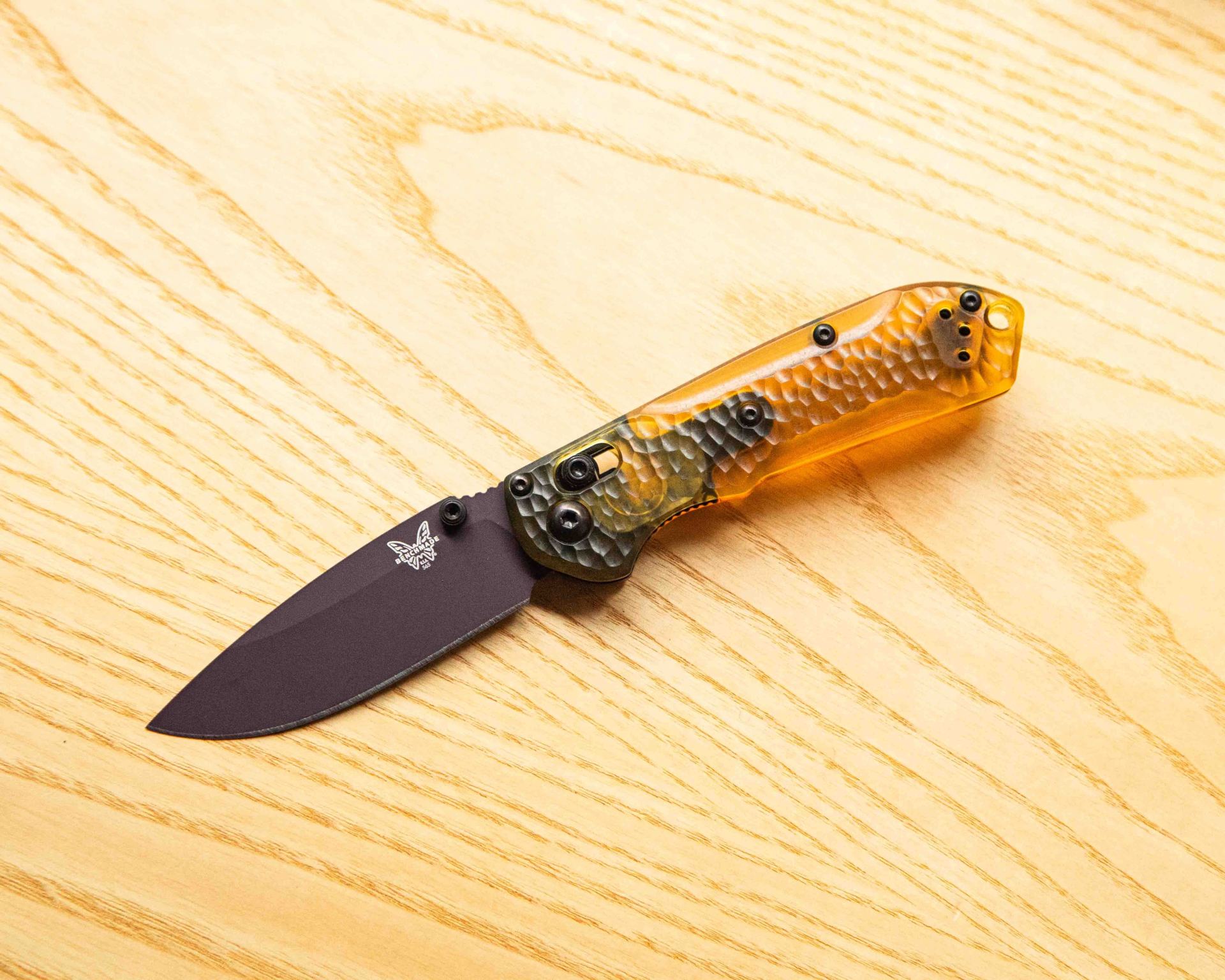benchmade mini freek pocket knife
