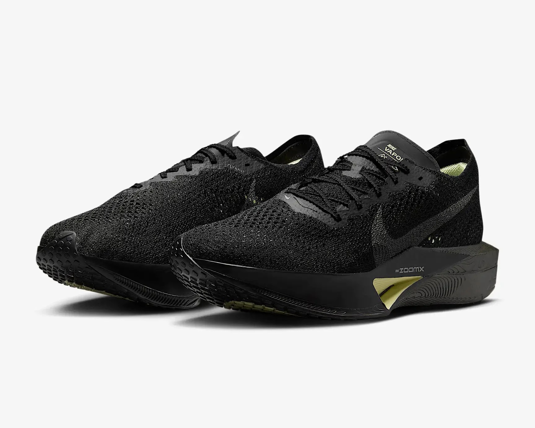 black nike shoe
