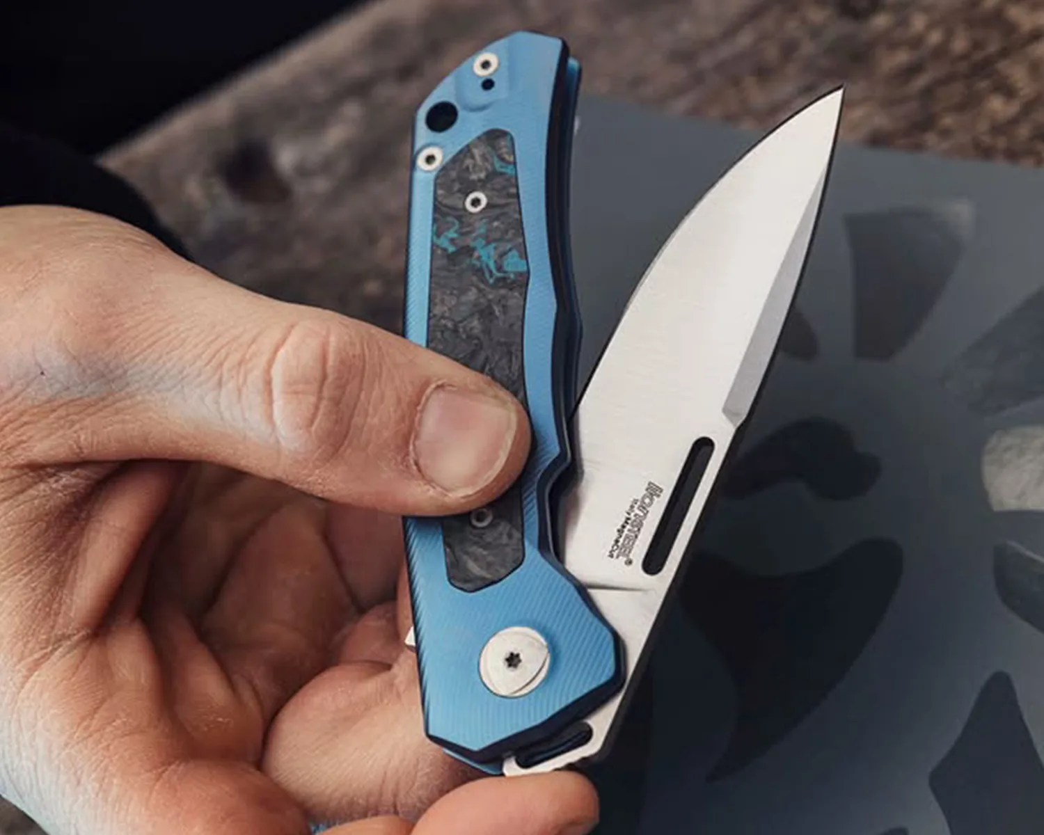 q4ttro flipper
