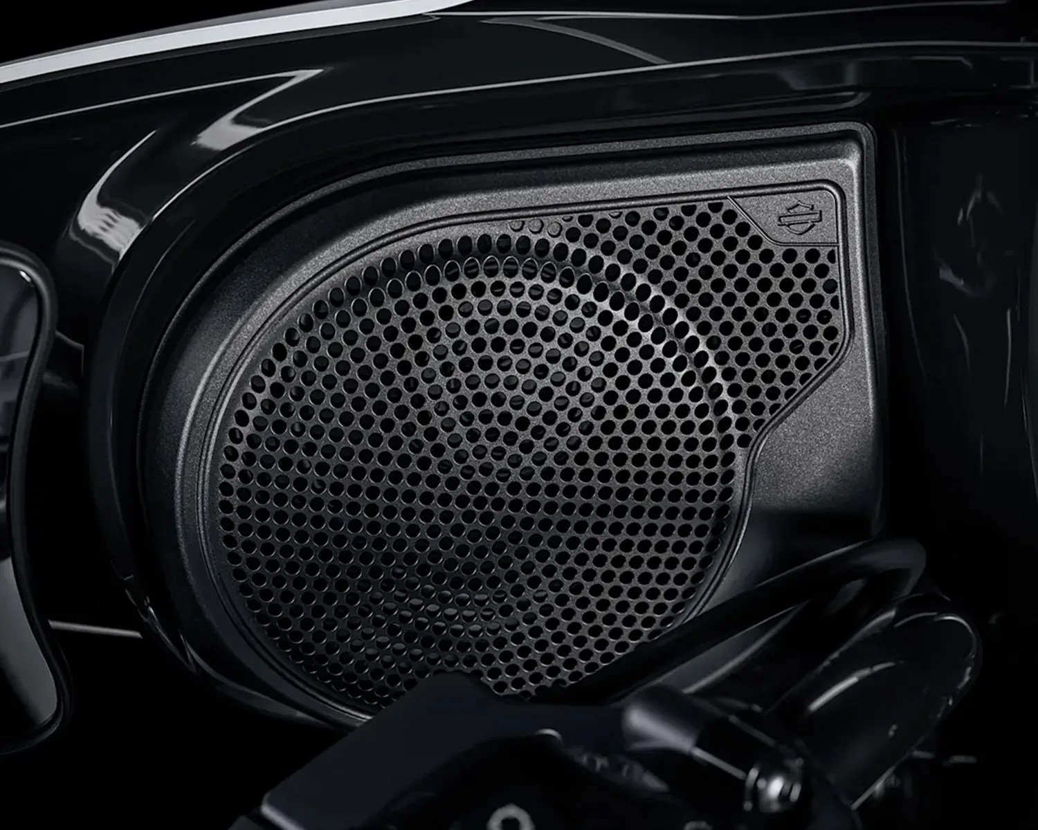 street glide speaker