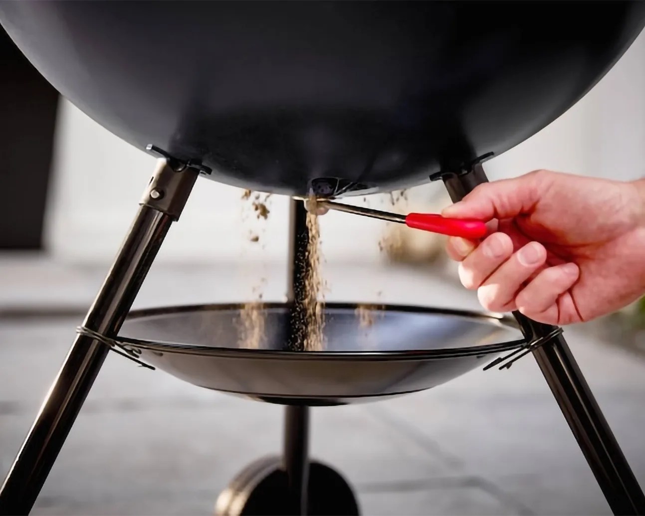 black charcoal grill