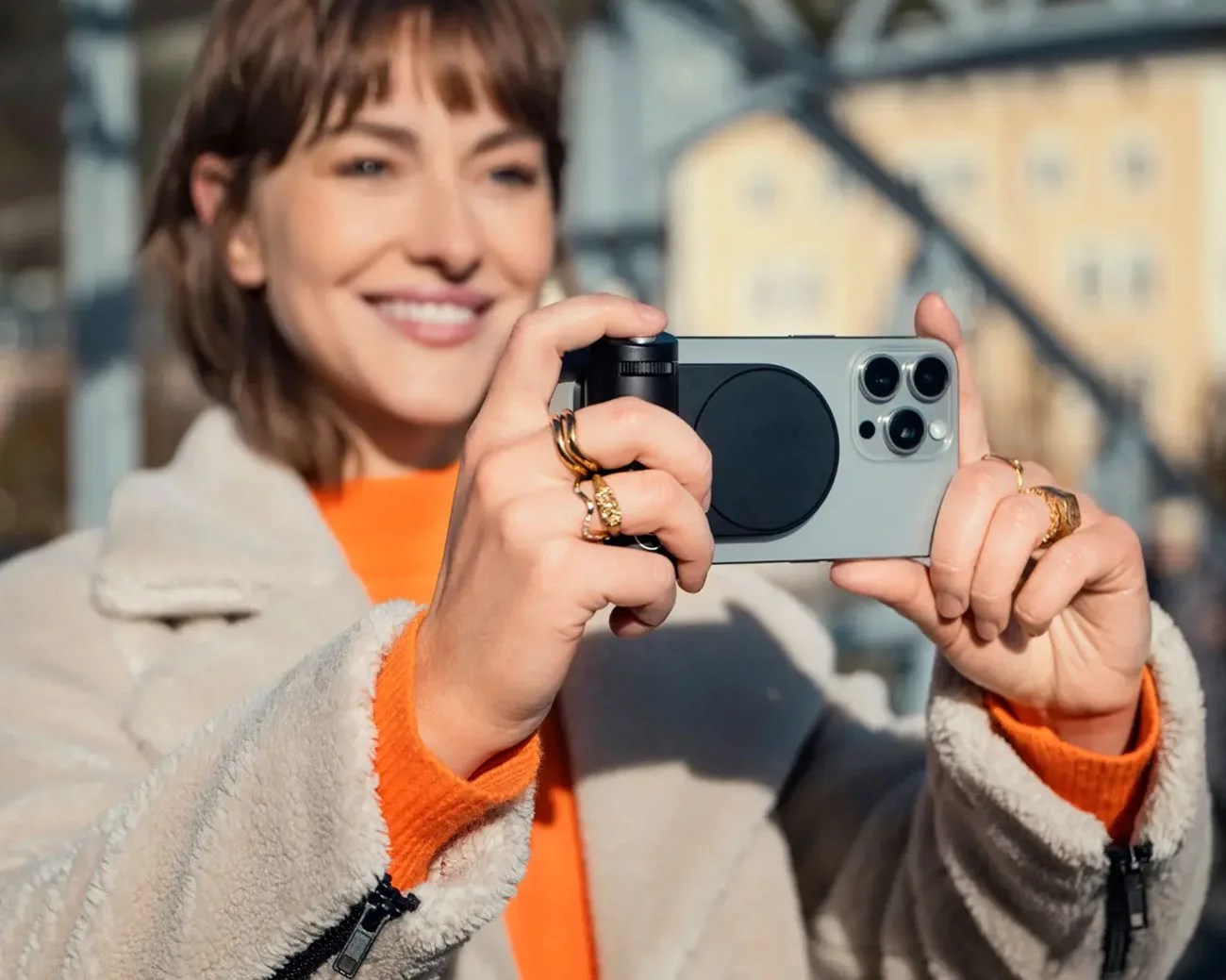 Leica Lux Grip for iPhone