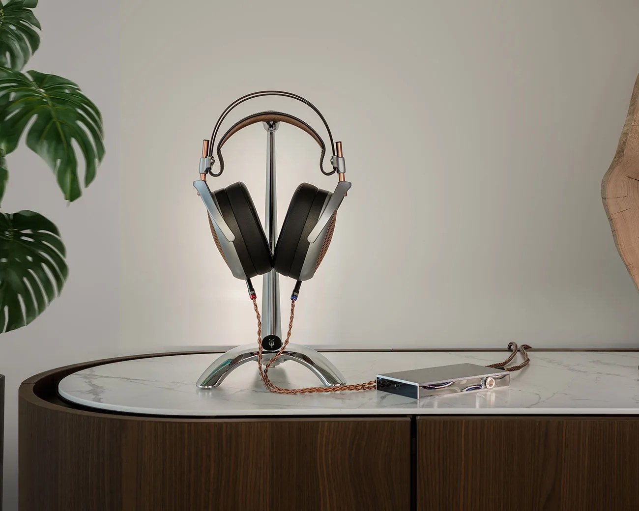 Meze Audio Poet headphones