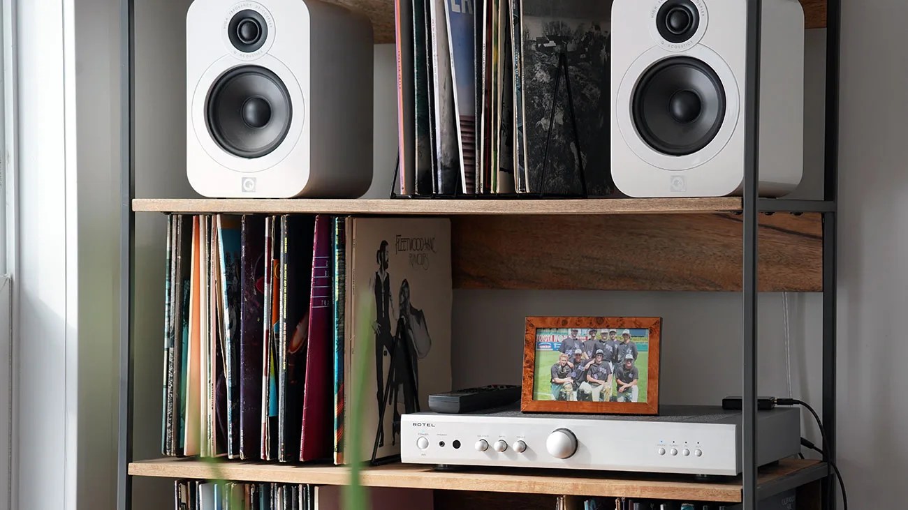 Rotel A8 integrated amplifier