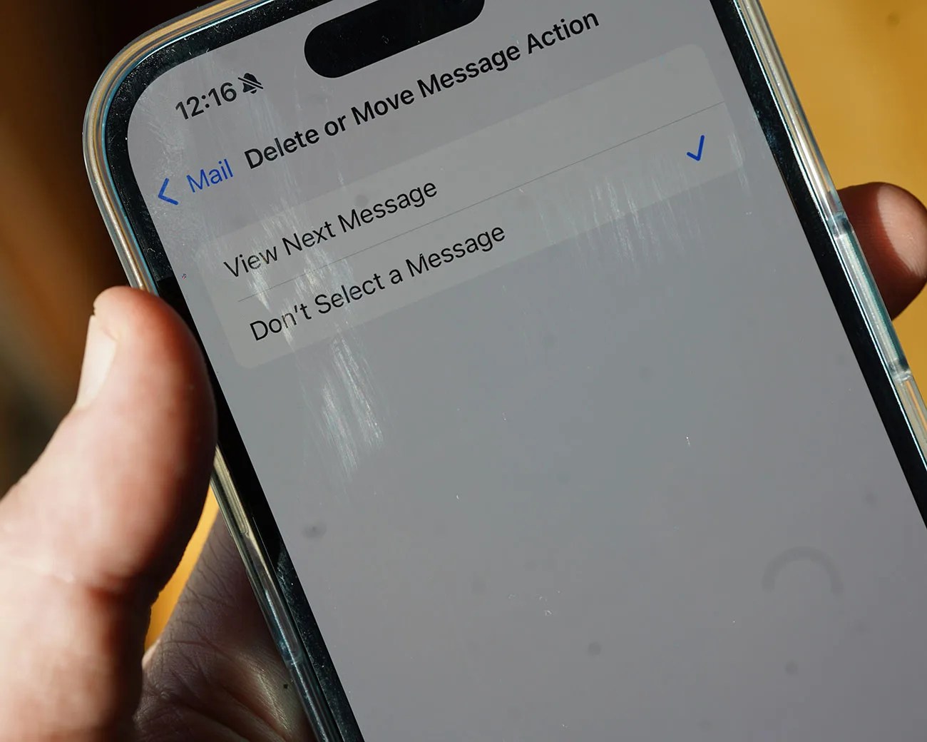 iOS 18.4 Mail app