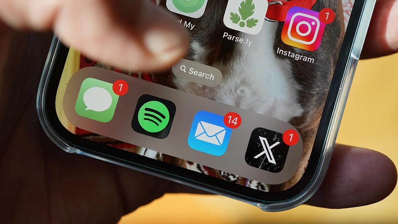 iOS 18.4 Mail app