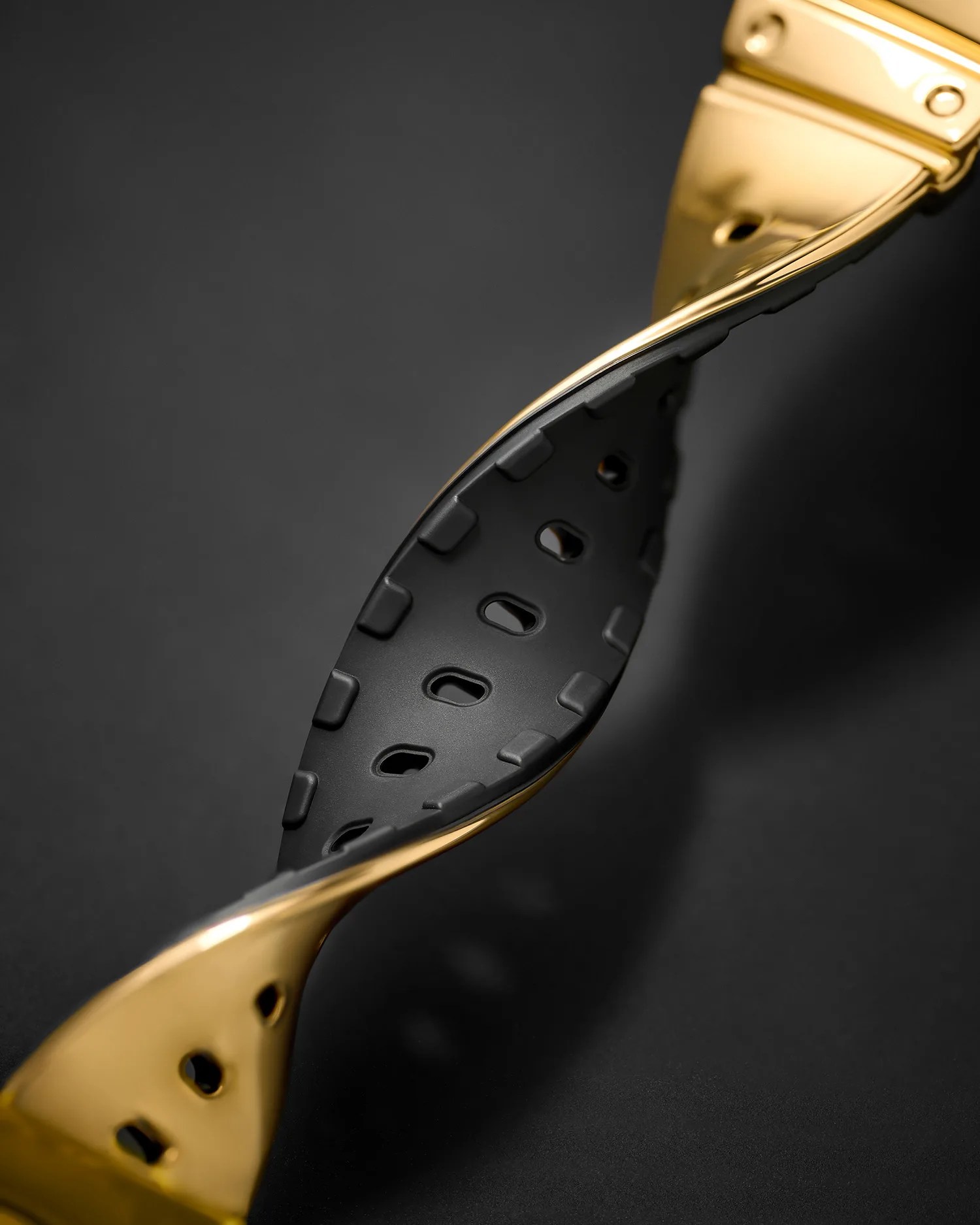 twisting watch band with rubber and metal