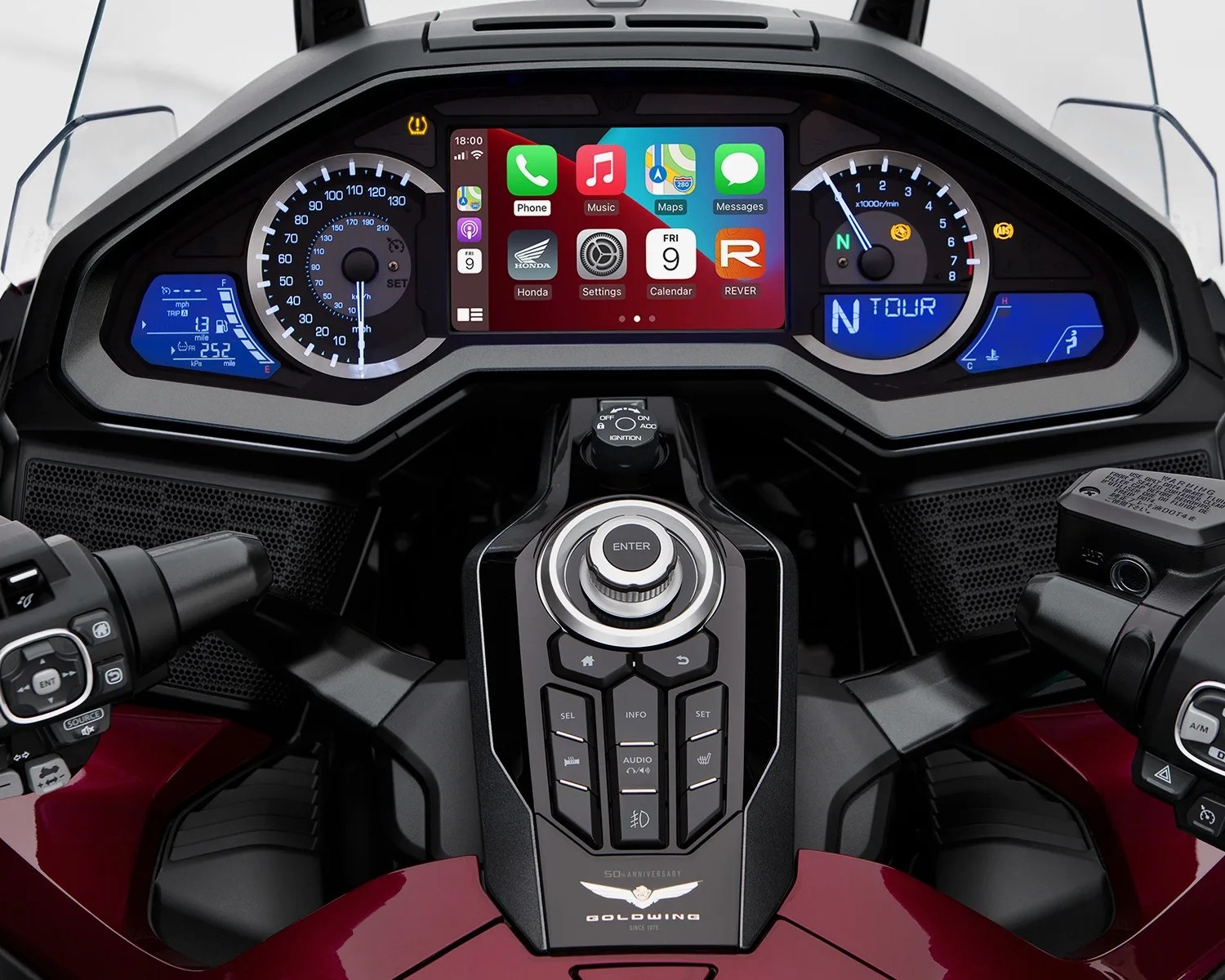 honda gold wing tour 50th anniversary dash car play