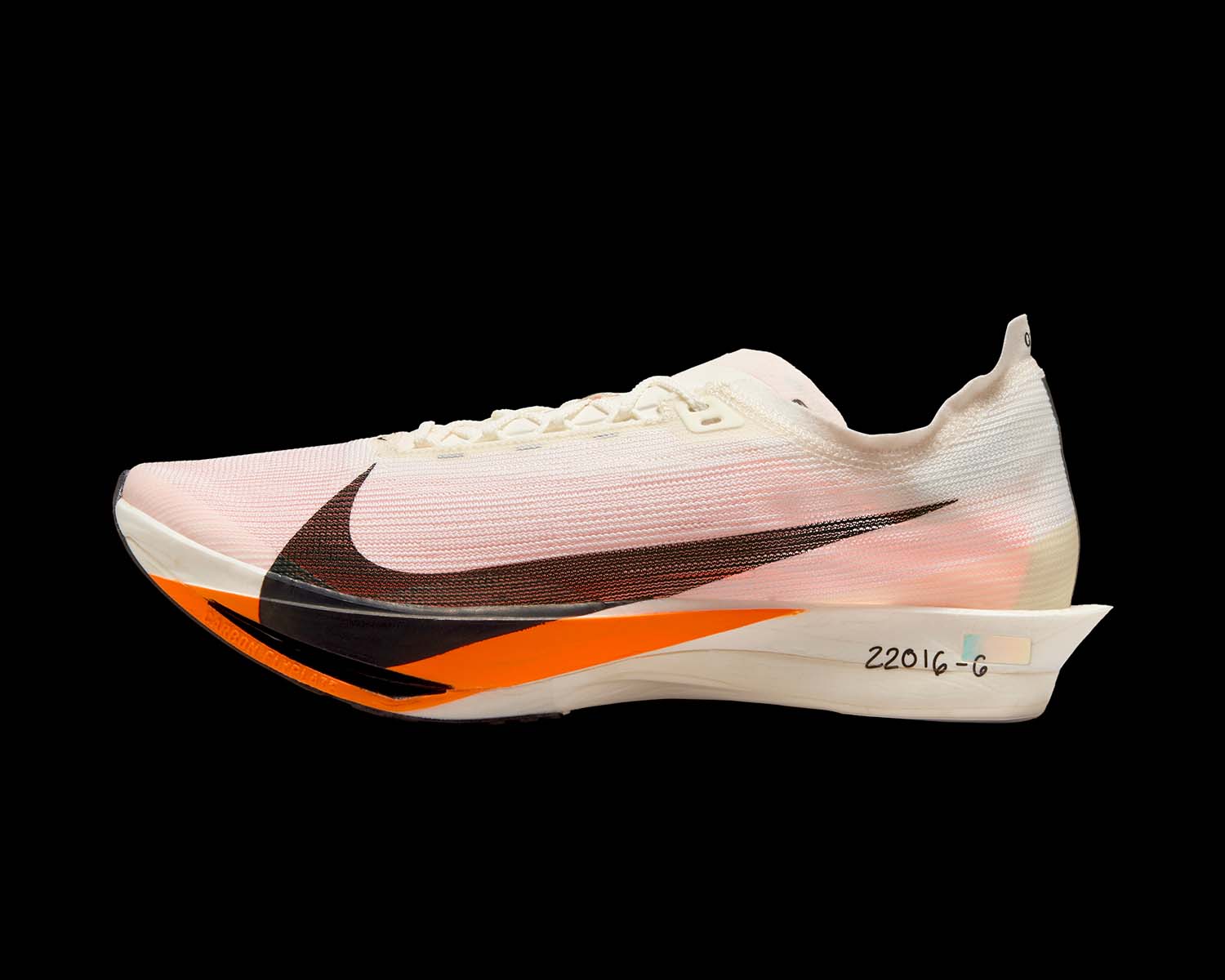 white nike shoe