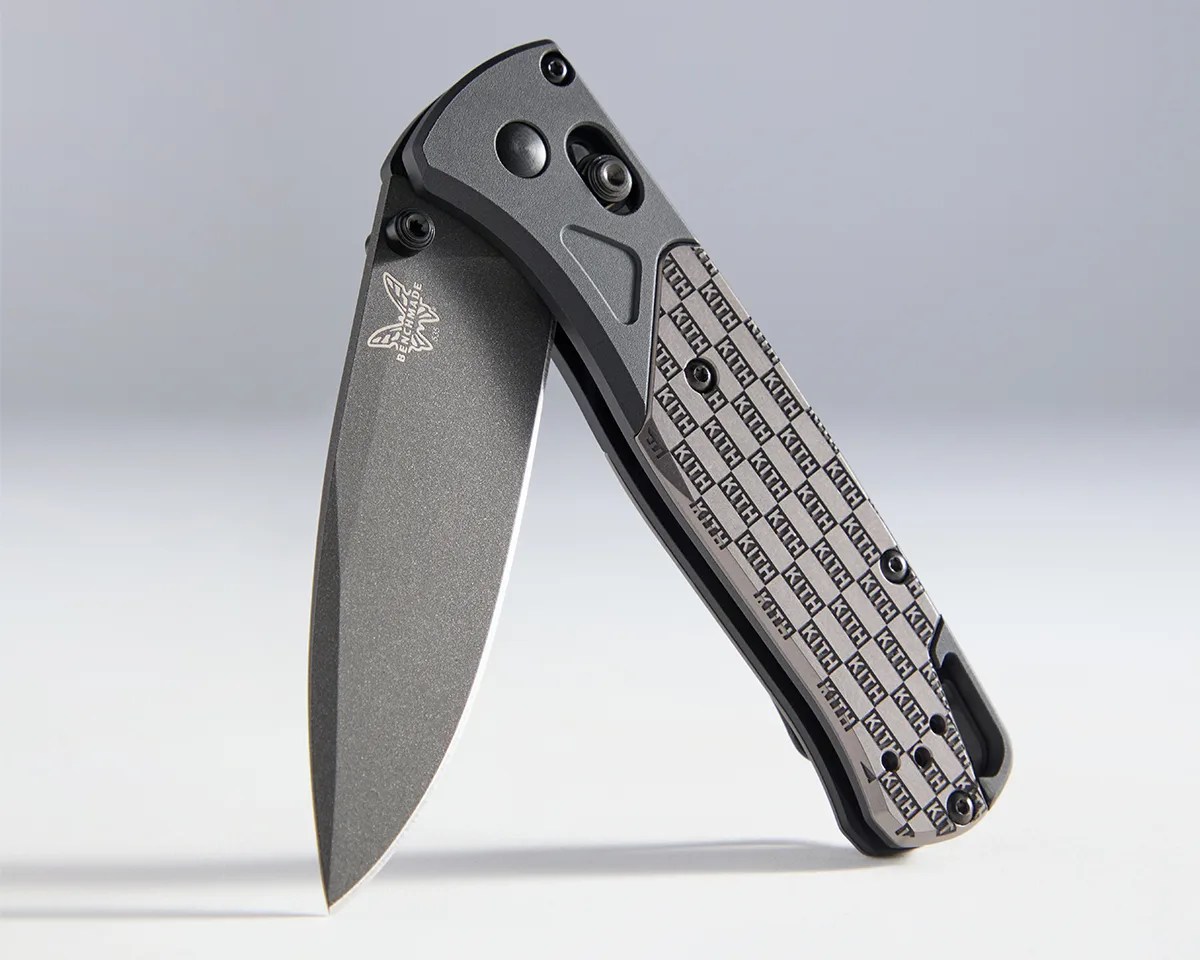 Benchmade BKC x Kith Bugout 535BK 2501 on gray background