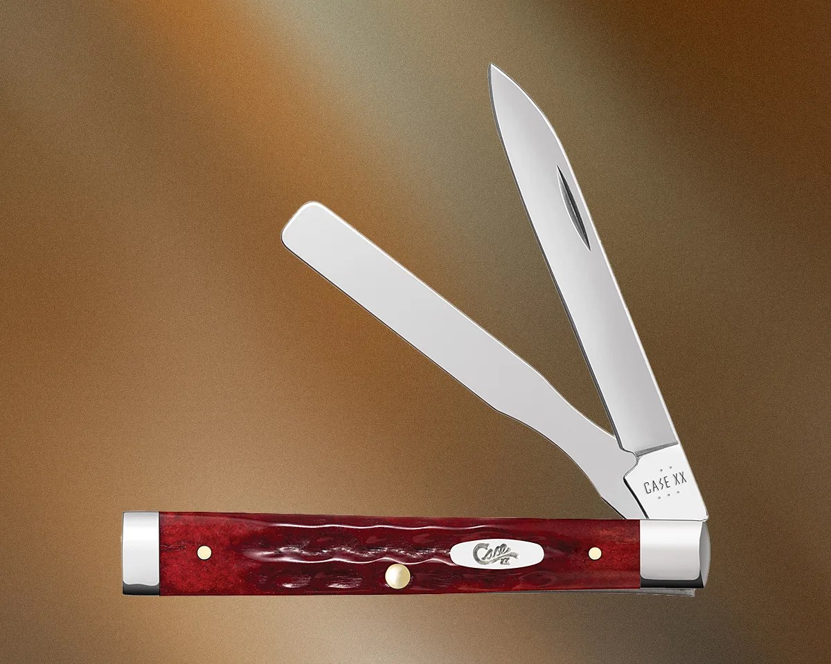 Case Baby Doc knife on blurred background