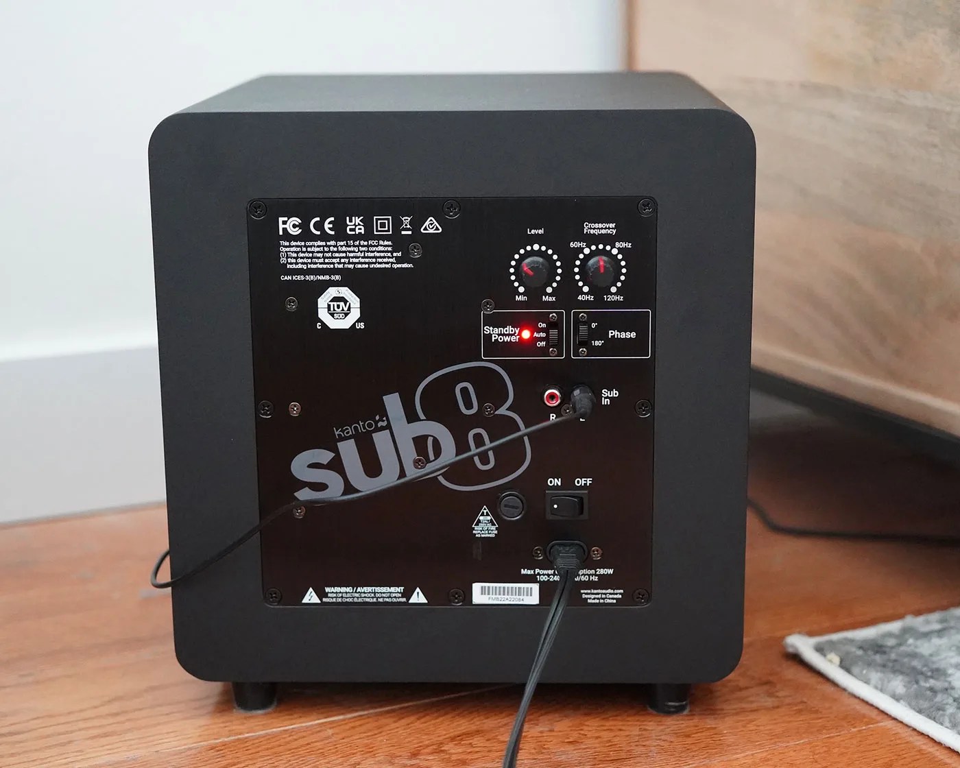 Kanto Sub 8 for desktop setup