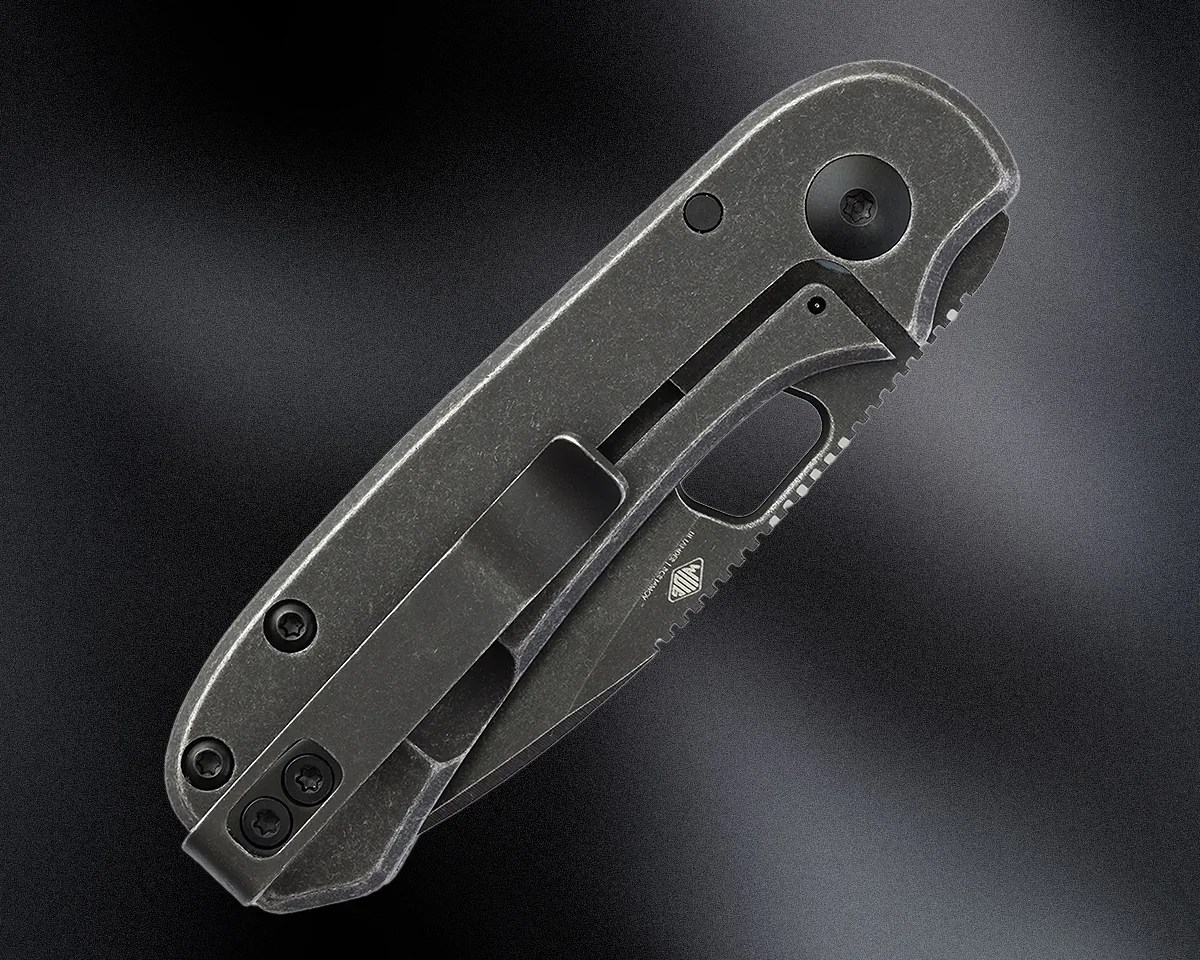 Knafs Lander 5 knife closed
