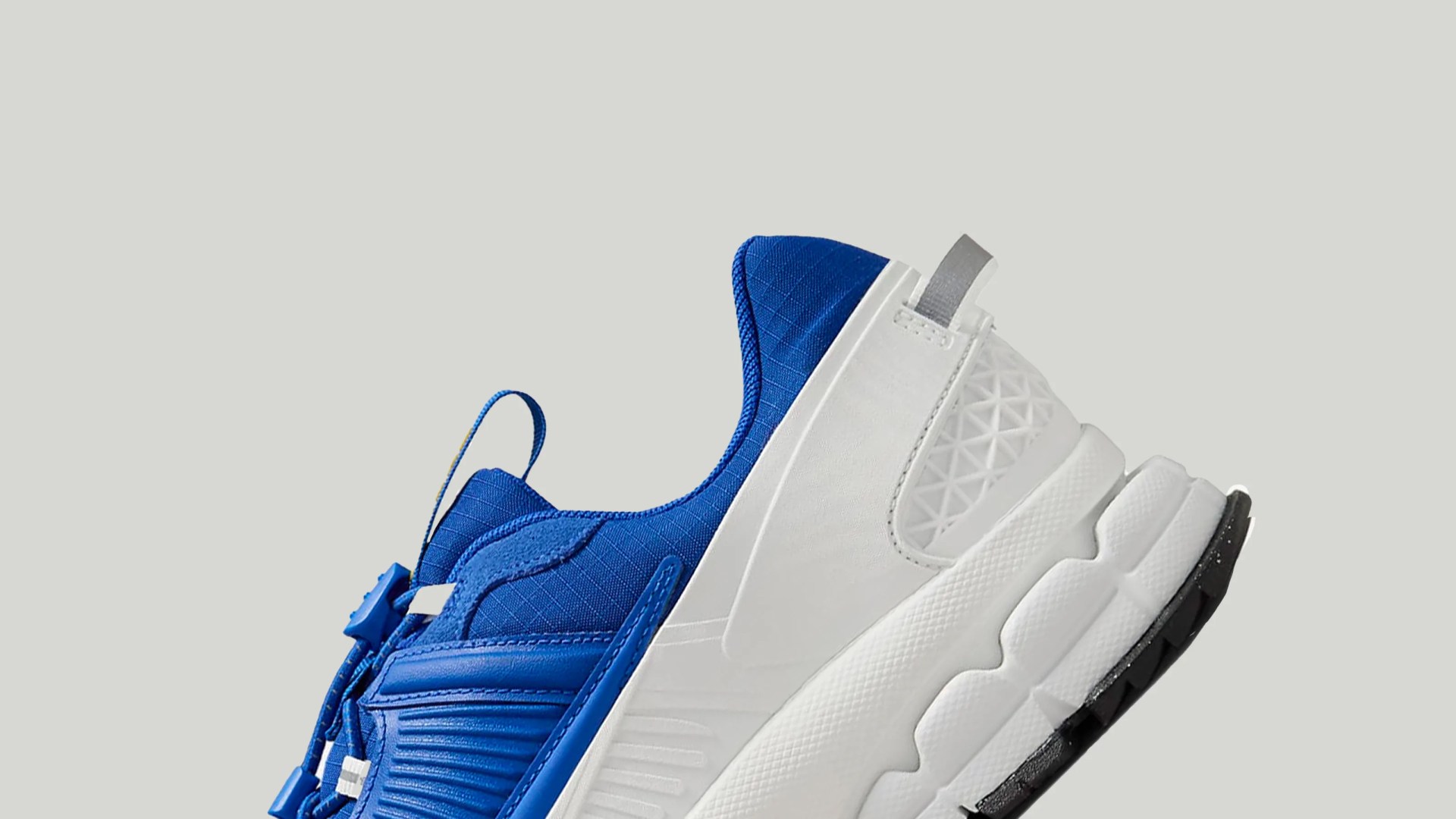 A closeup of the heel of the Nike Zoom Vomero Roam in blue