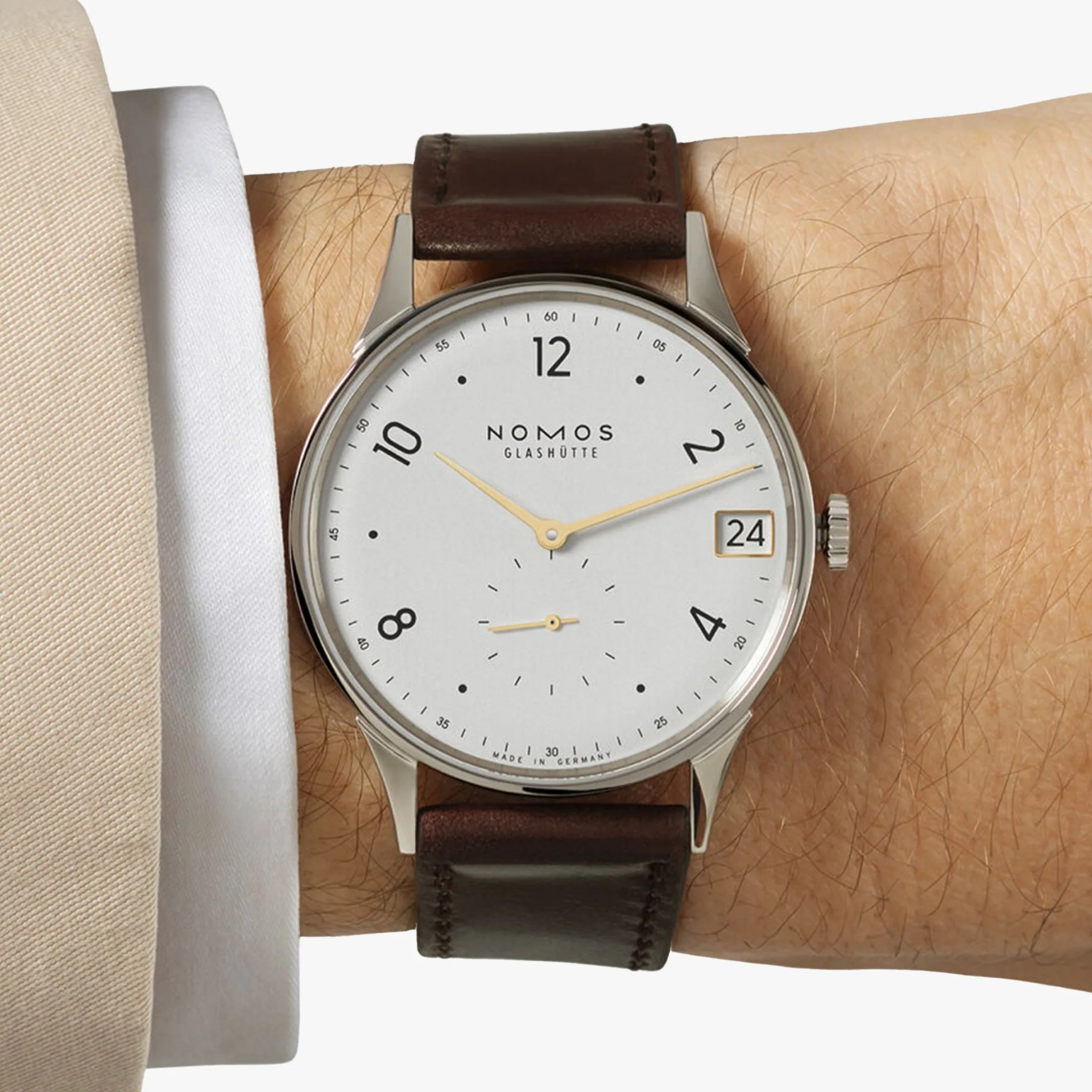 Nomos Glashütte Minimatik 39 Date watch on wrist