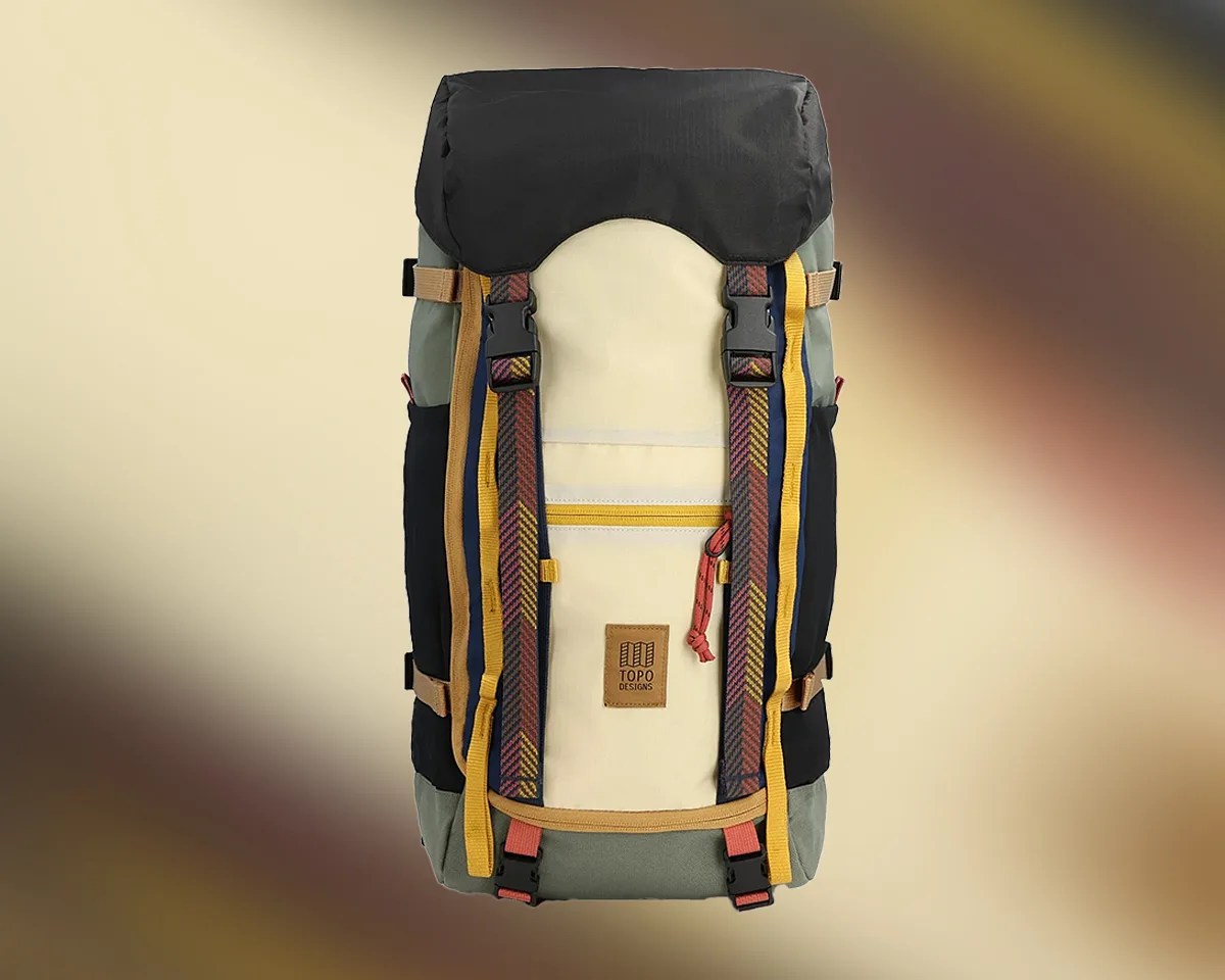 Topo Designs Rover Trail Pack 22L on blurry background
