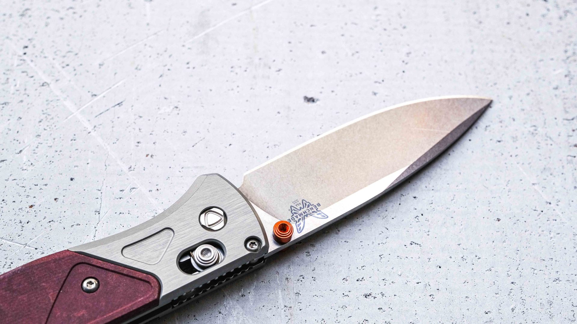 benchmade-bugout-redstone-gear-patrol-5
