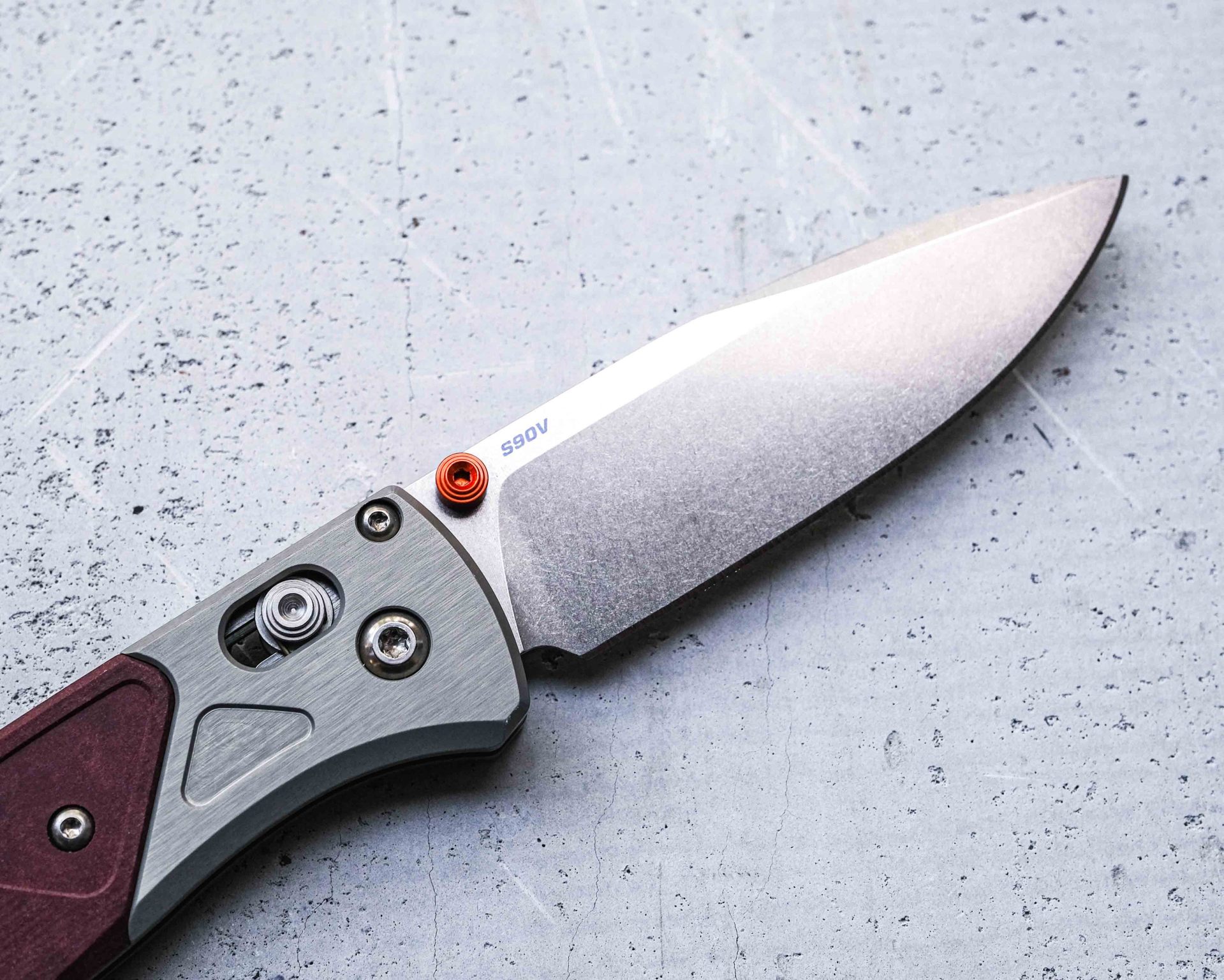 benchmade-bugout-redstone-gear-patrol-7