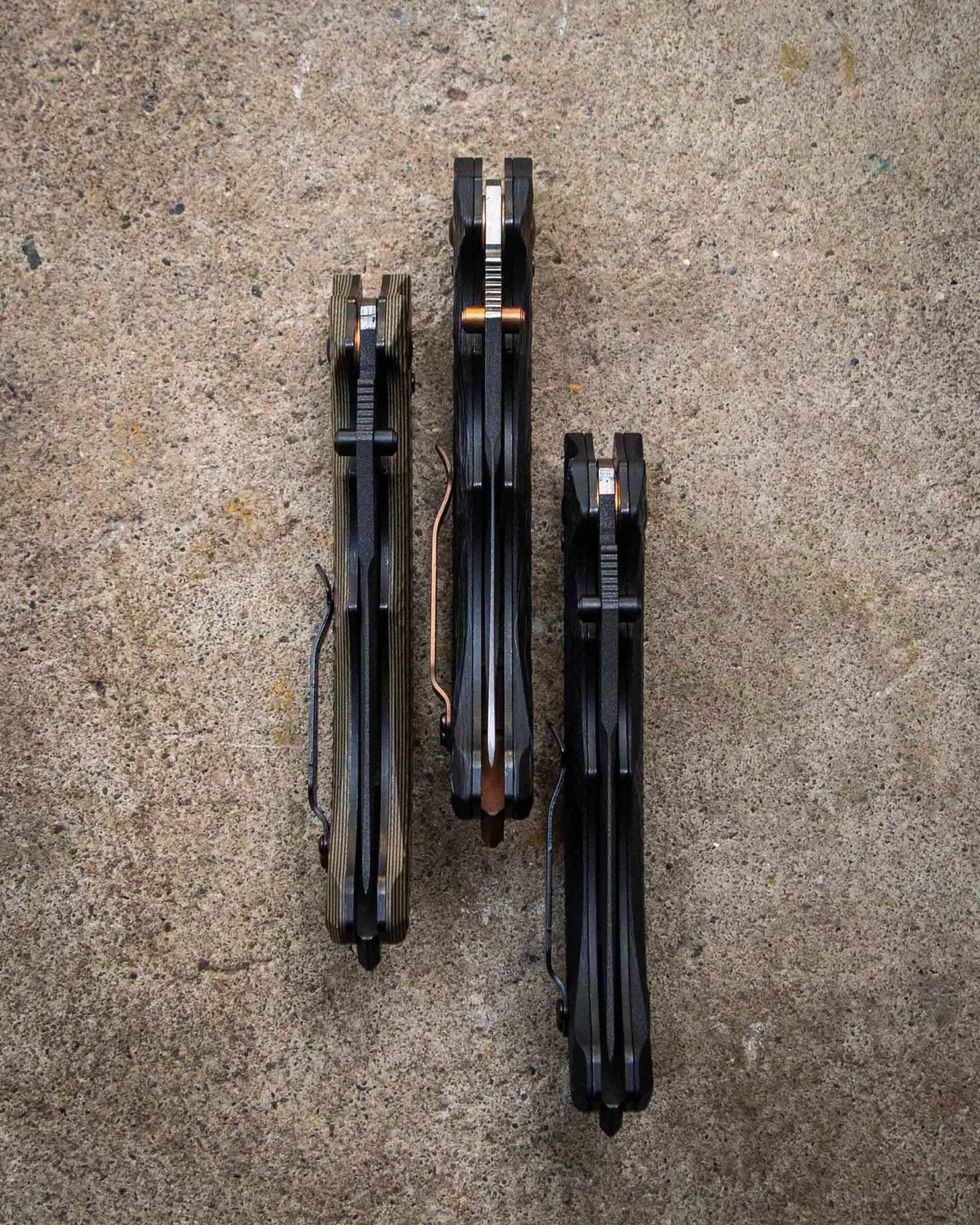 benchmade mini bedlam trio axis locks