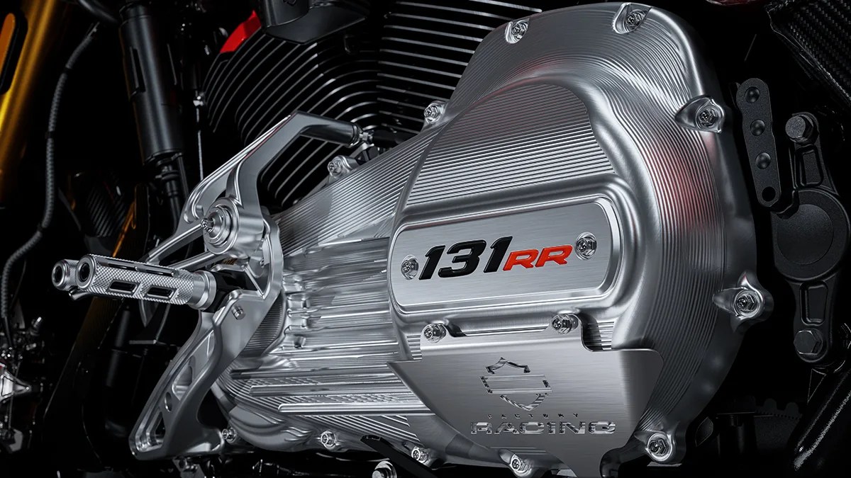 harley davidson cvo road glide rr macro