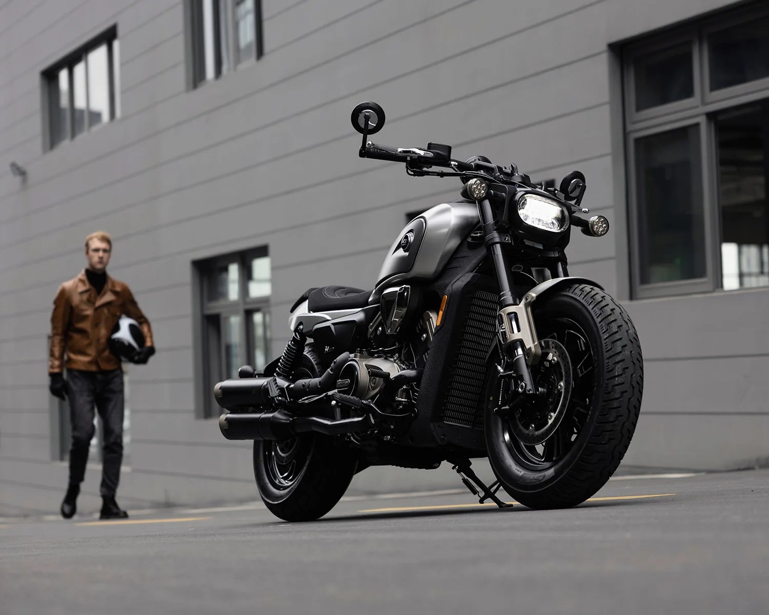 qjmotor srv600v walkup
