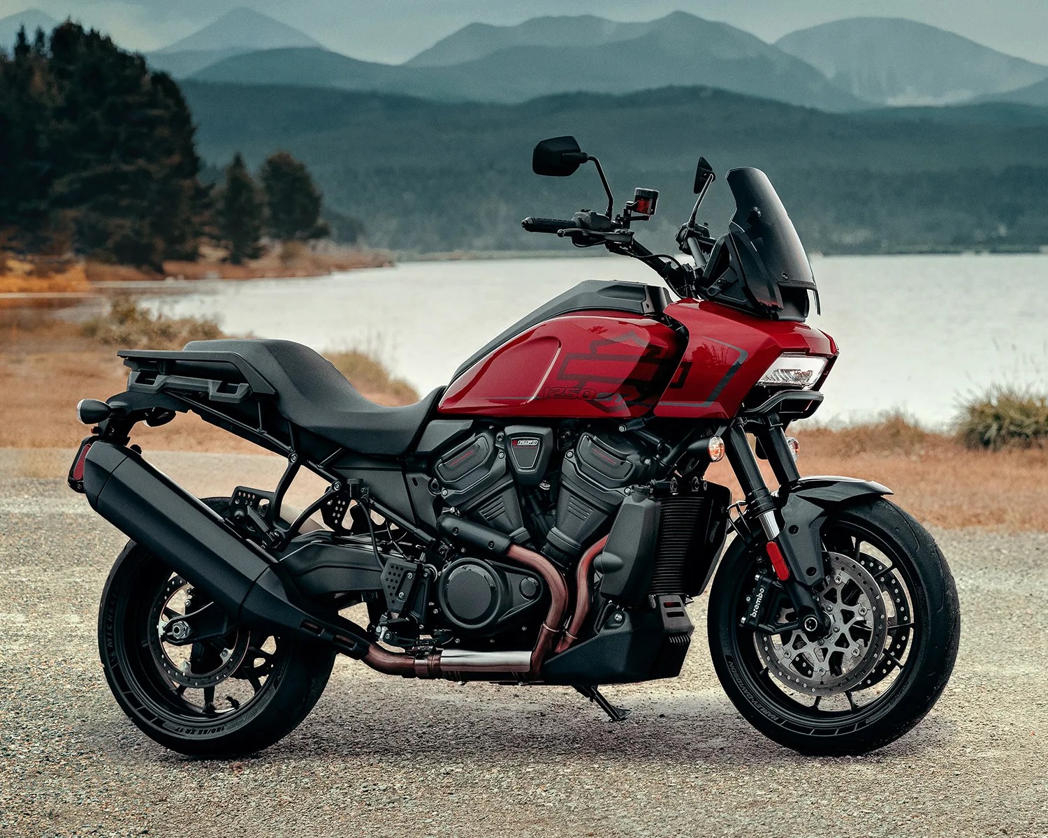 2025 harley-davidson pan america 1250 st