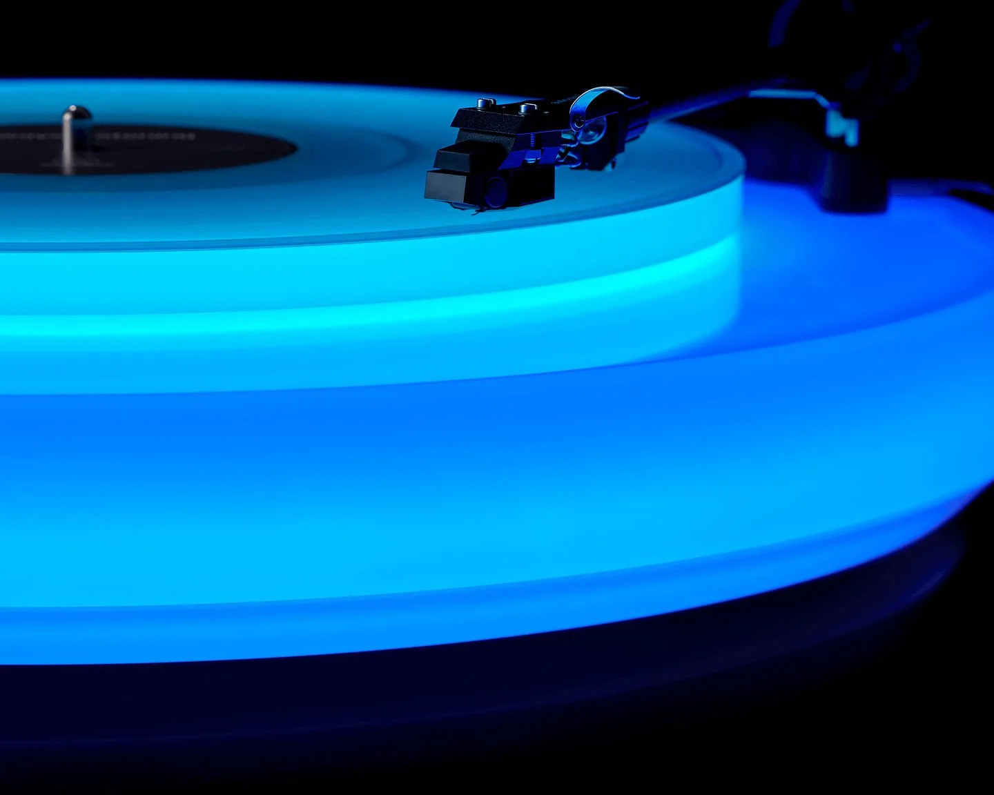 Audio-Technica Hotaru turntable