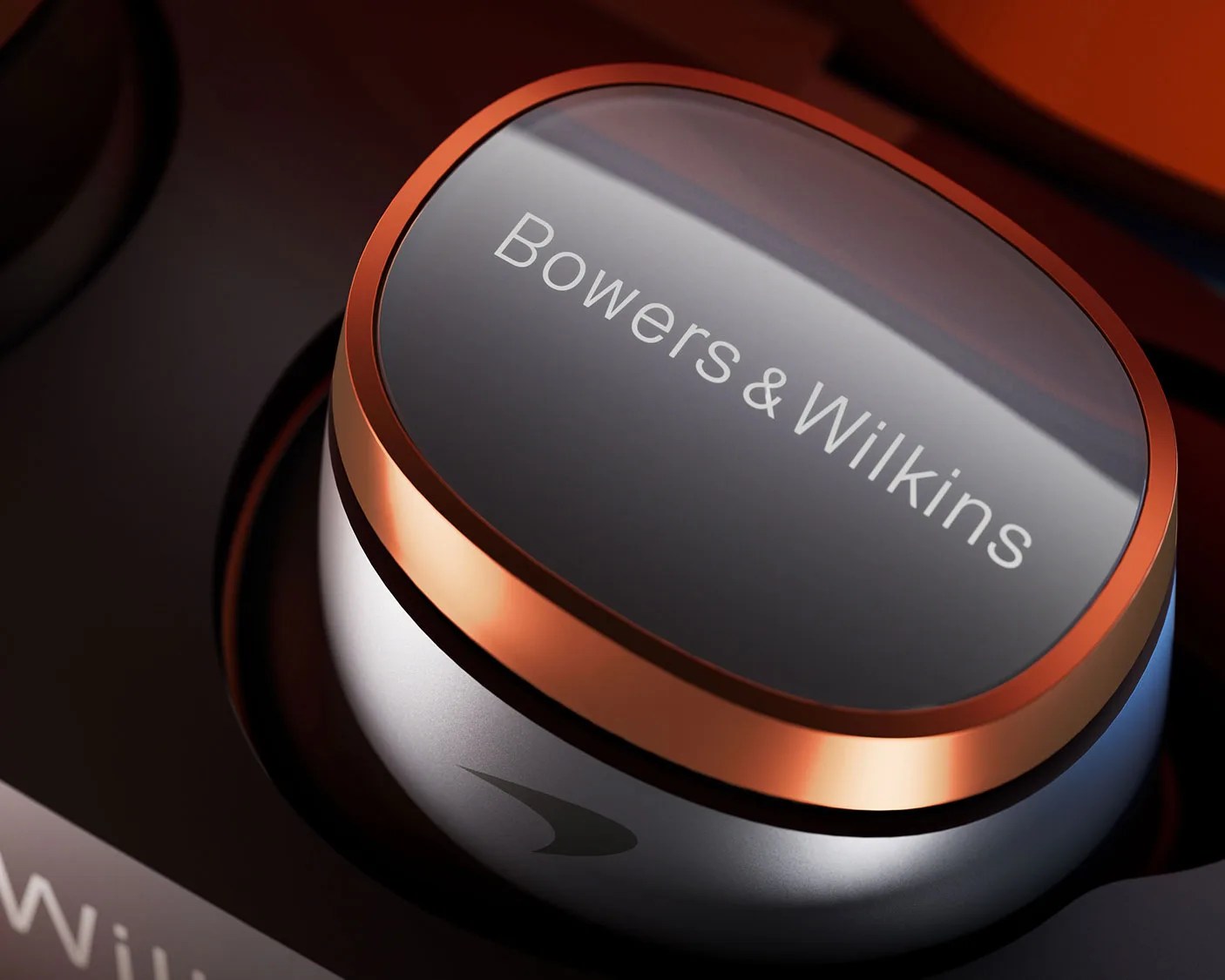 Bowers & Wilkins Pi8 McLaren Edition