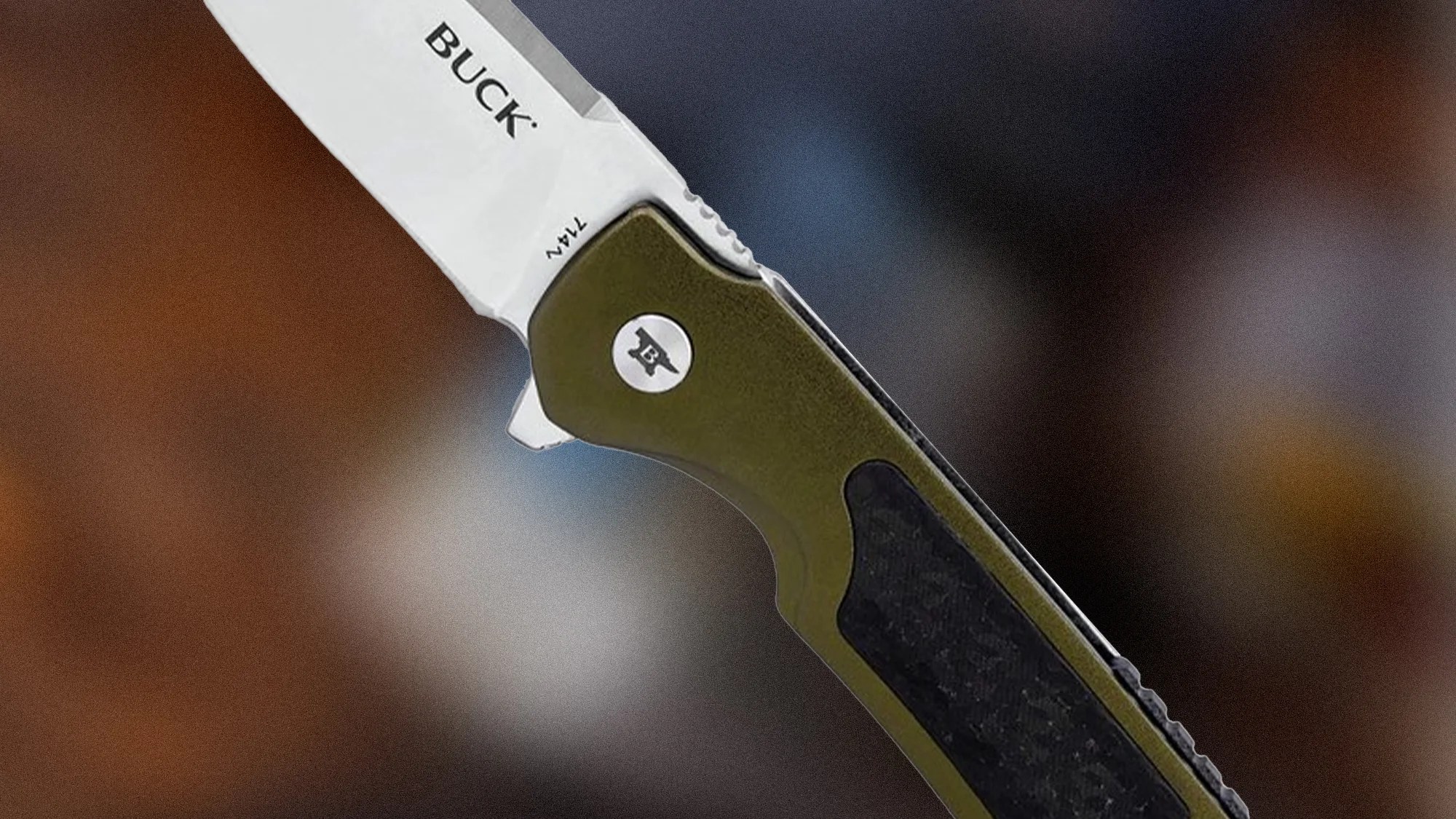 Buck Stinger knife closeup
