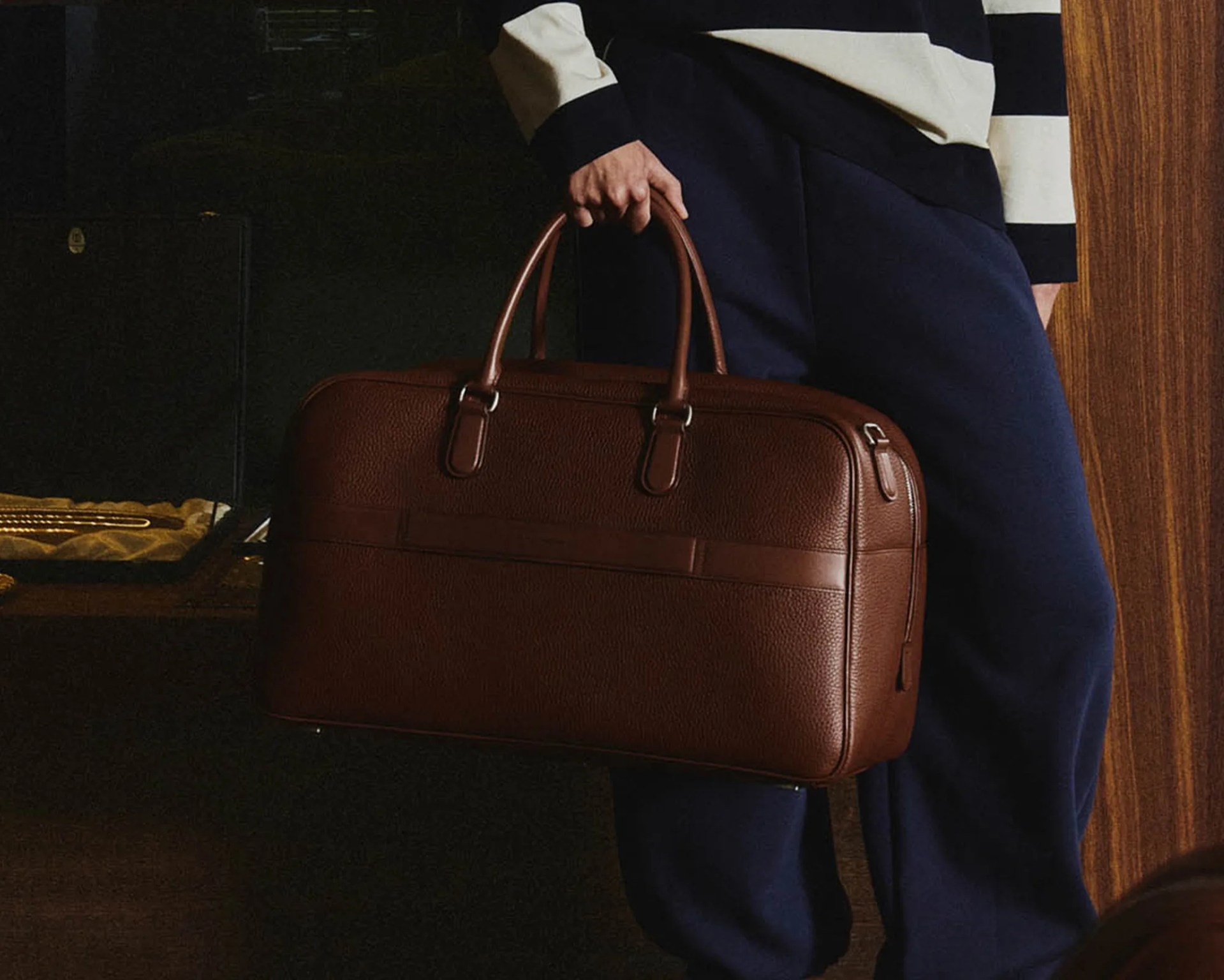 Carl Friedrik Sonder Collection weekender duffle held in hand