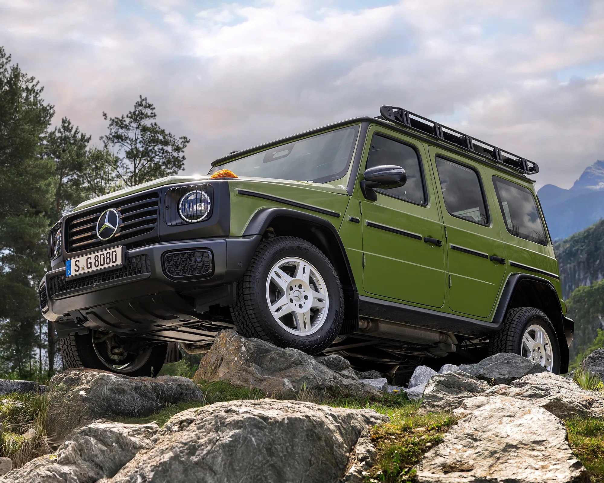 Mercedes Benz G Class Edition Stronger Than The 1980s on rocks