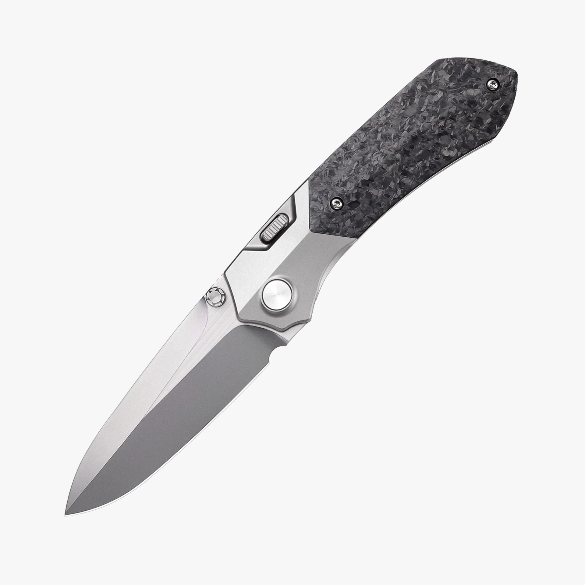 Remette RT-Meteor knife on gray background