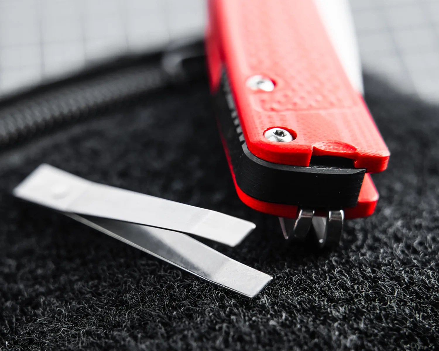 boker fire ant tweezers pocket clip