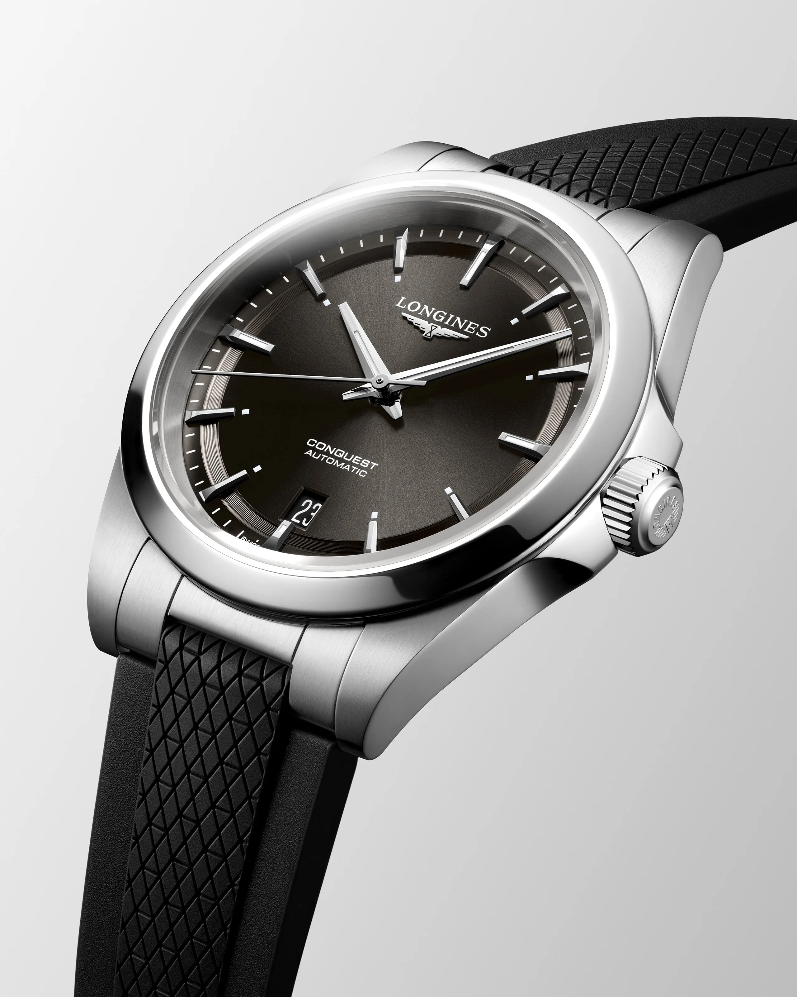 a black watch a rubber strap