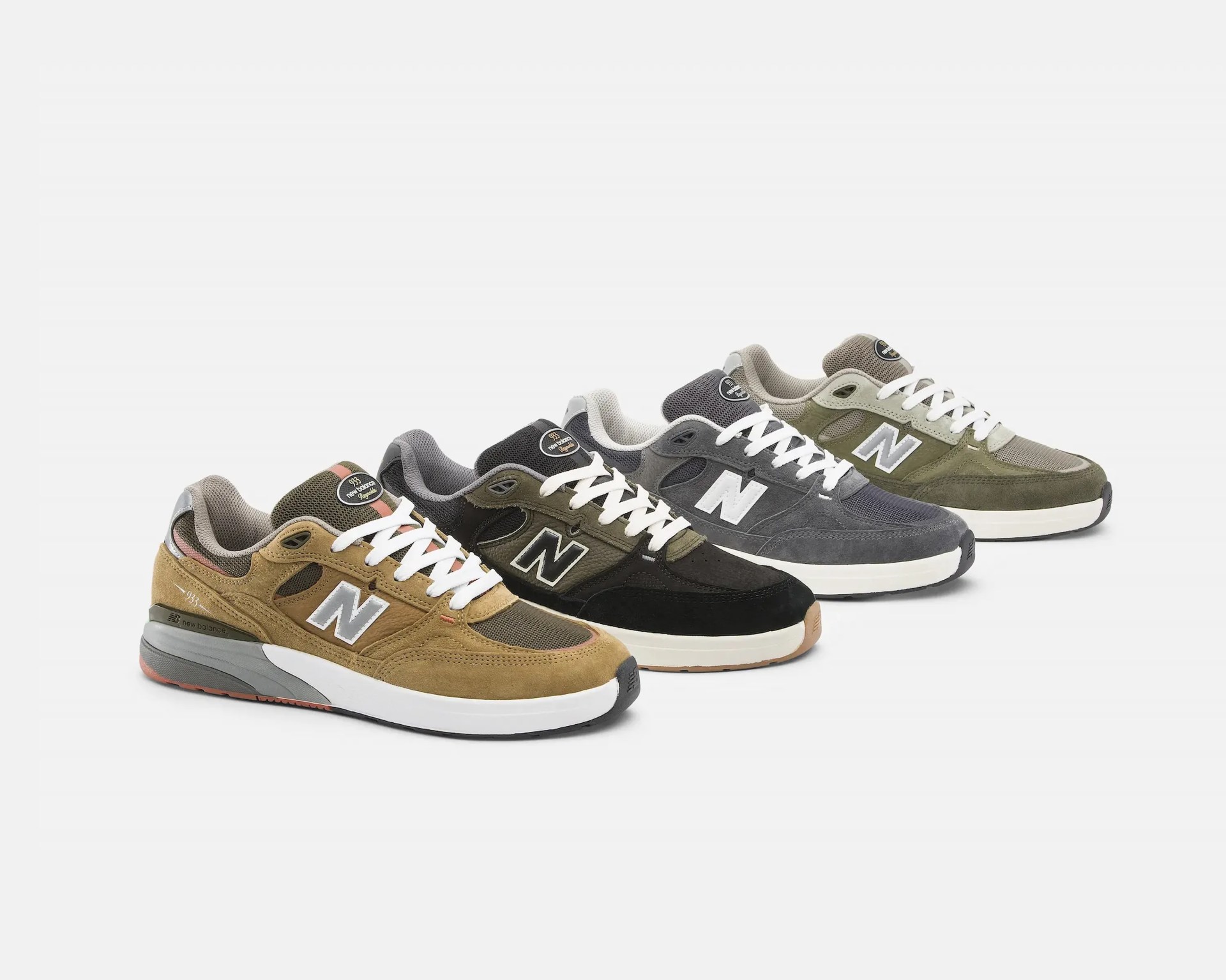 New Balance 933