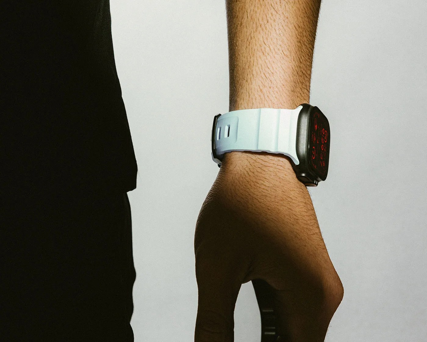 Nomad Glow Icy Blue watch strap