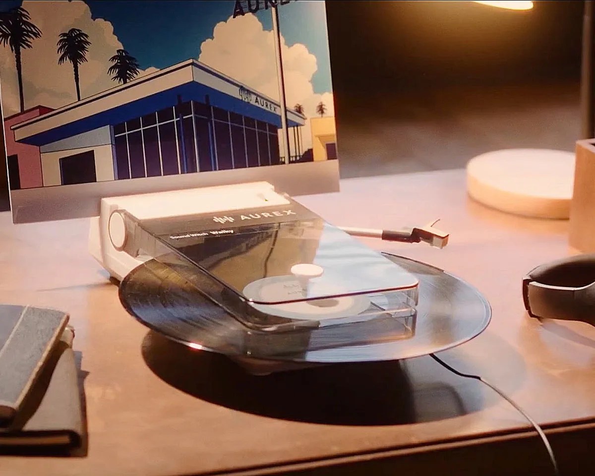 Toshiba Aurex AX-RP10 portable record player