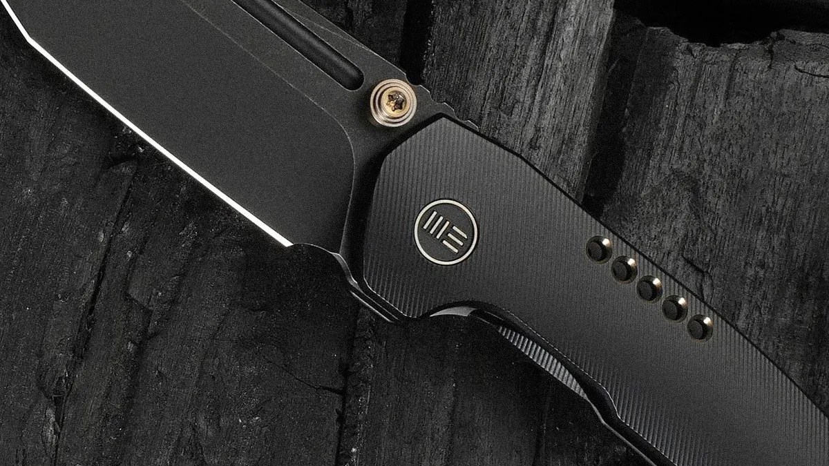 we knife micro trogon macro