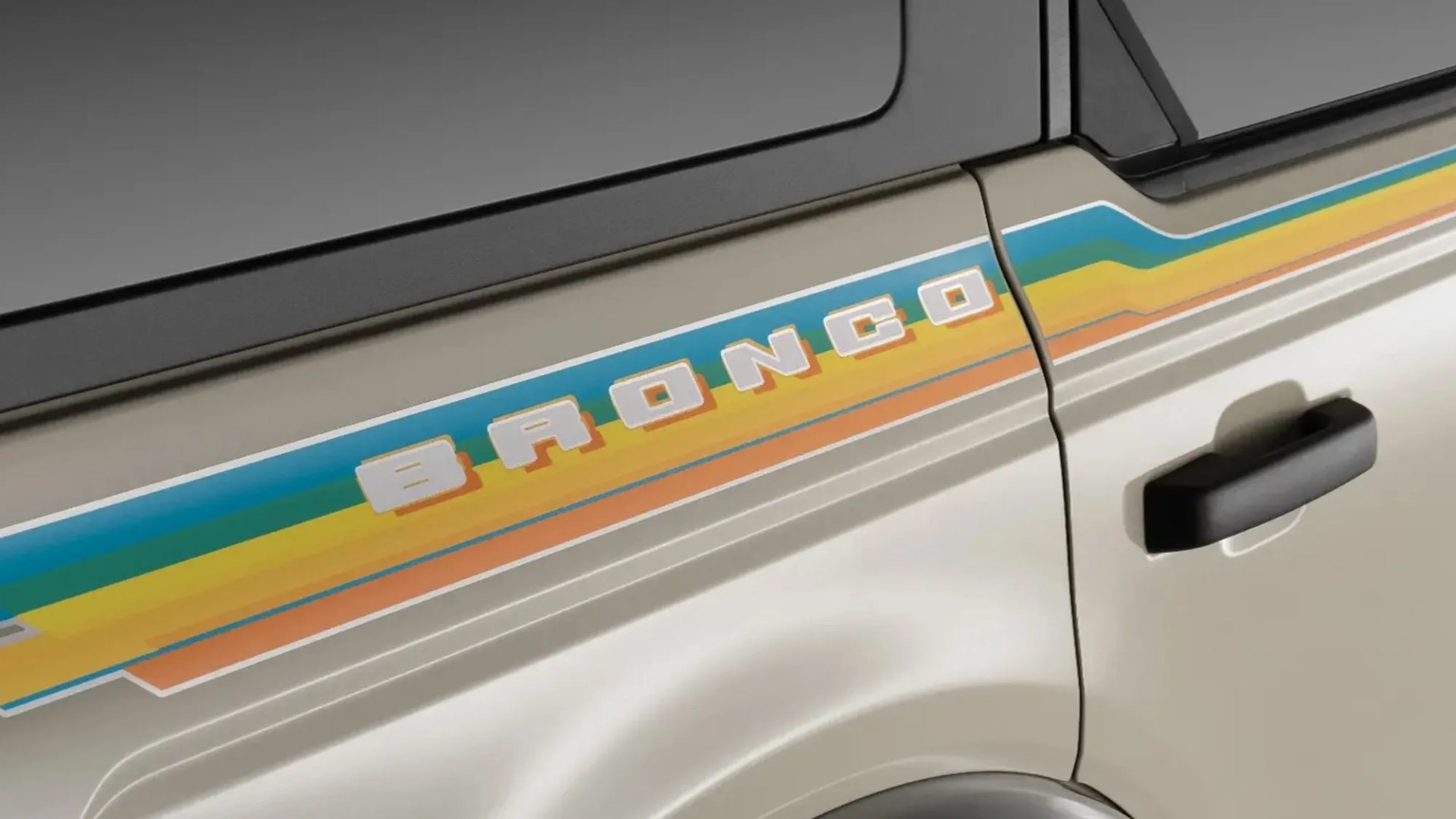 2025 Ford Bronco Coastal Package side panel closeup