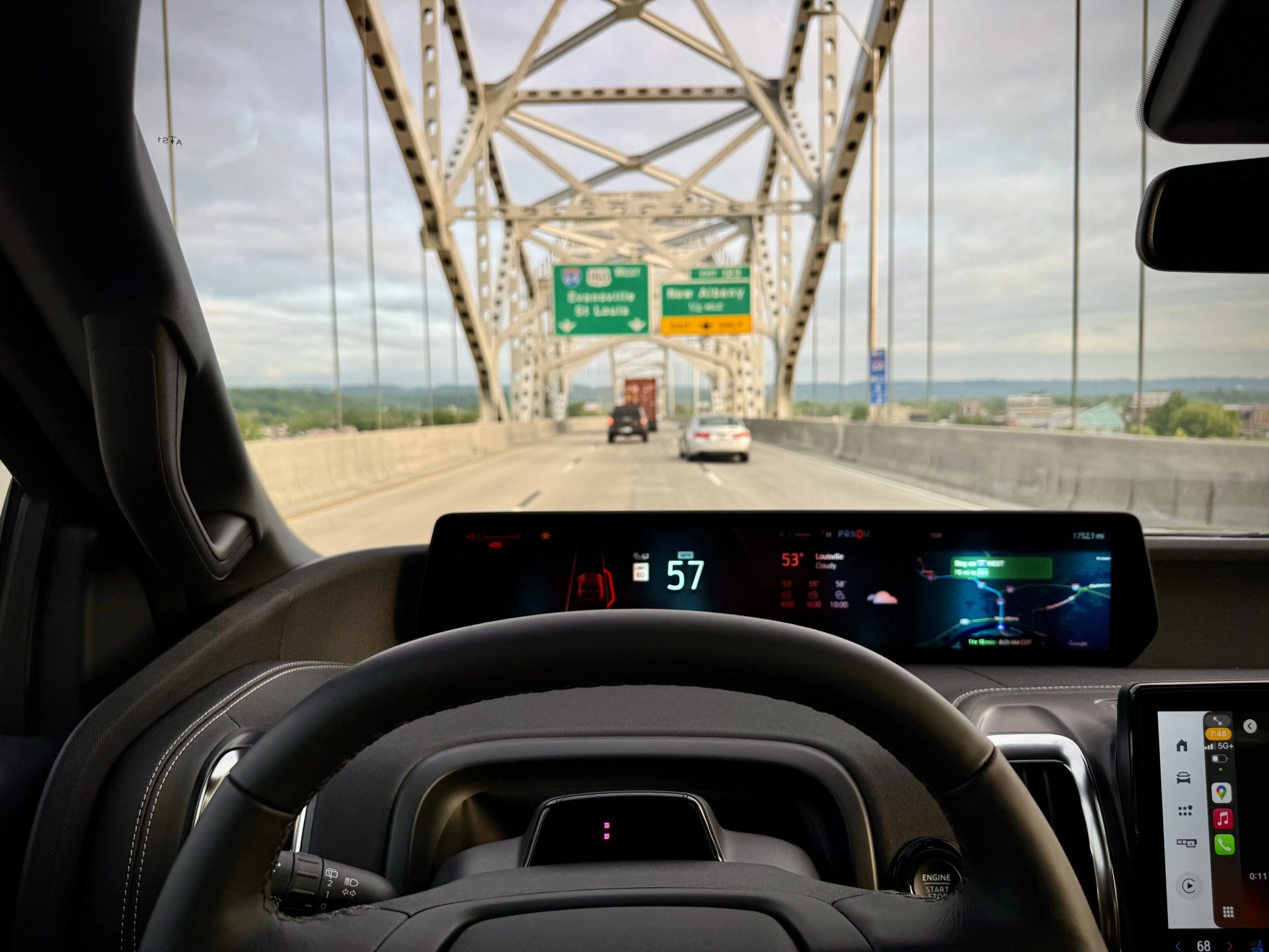 Ford's excellent BlueCruise 1.4 eats up highway miles and makes for a generally pleasant hands-free experience