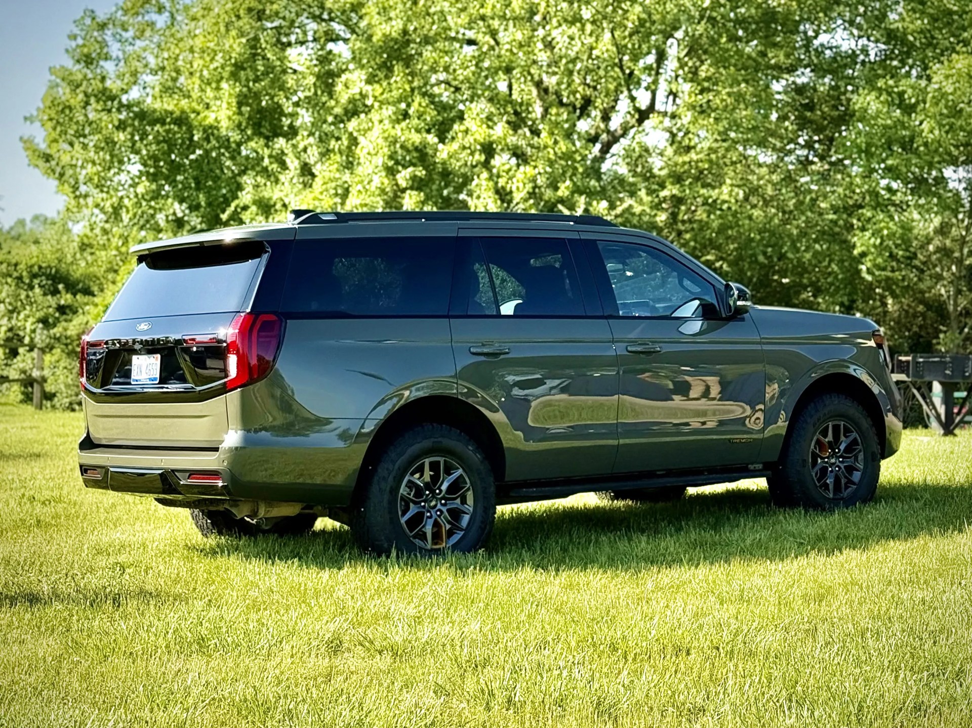 It's a bird. It's a plane. Nope, it's definitely a Ford Expedition. And that's just the way we like it.