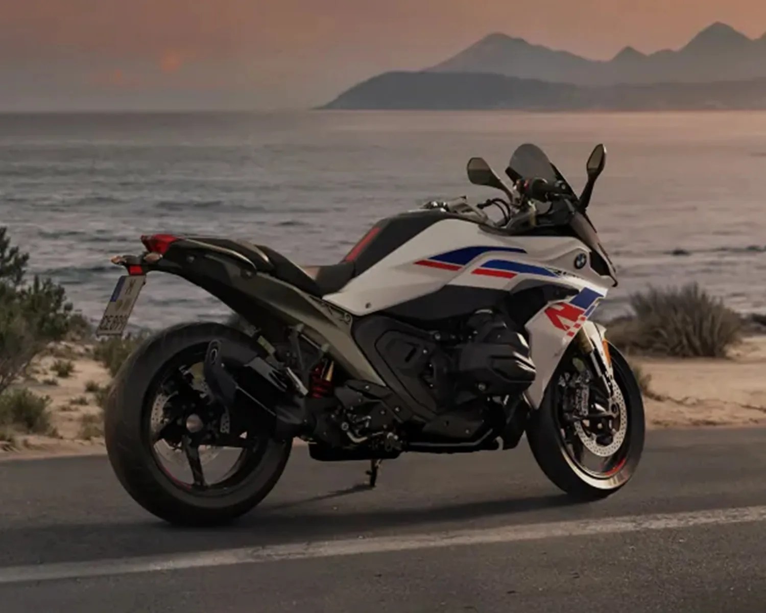 2026 bmw r 1300 rs beach