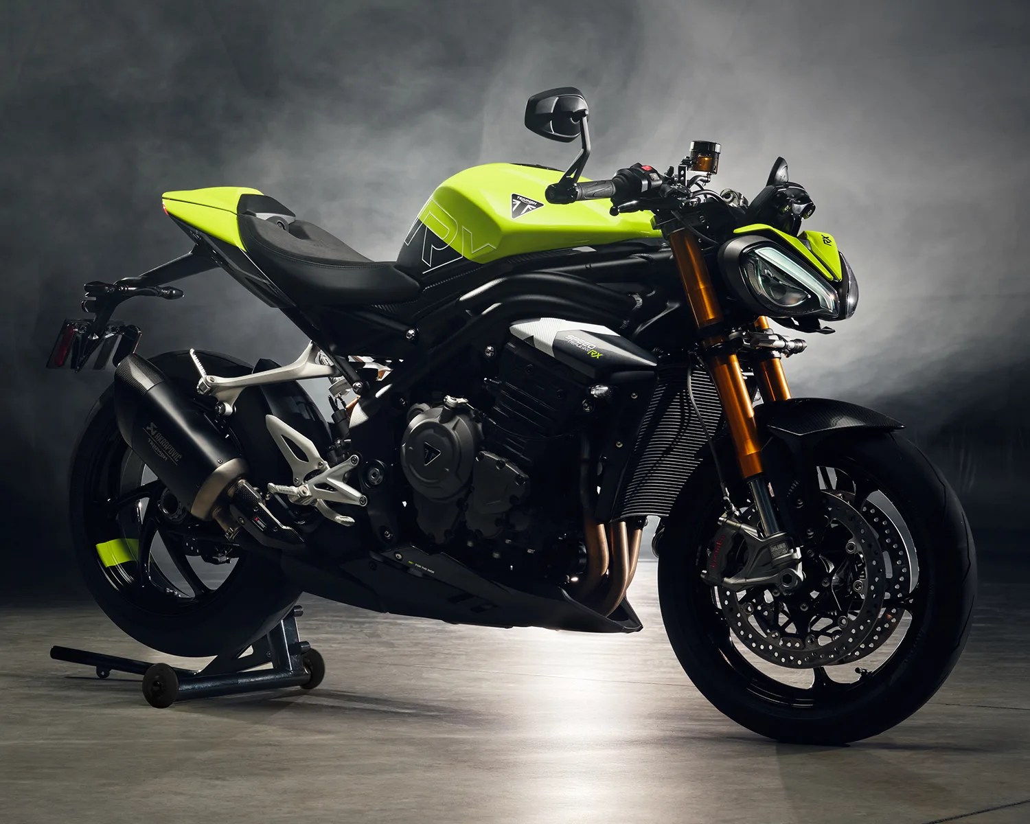2026 triumph speed triple 1200 rx hero