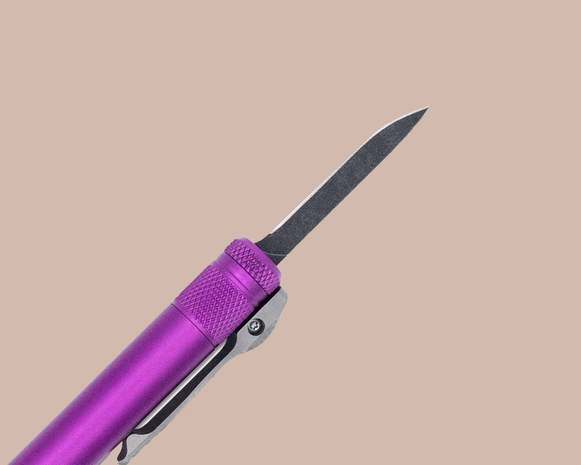 Cobratec CNC OTF Pen Gen II blade closeup