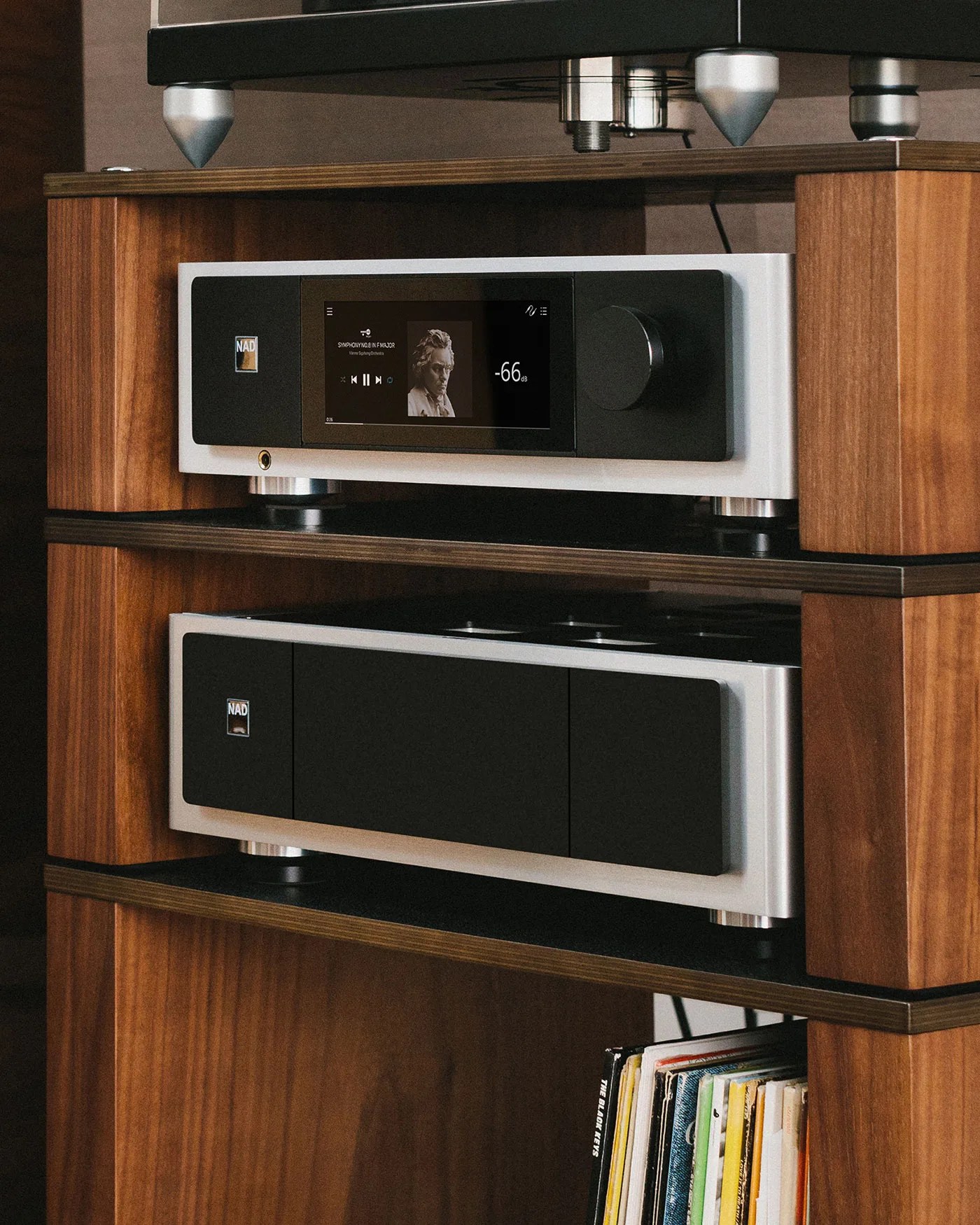 NAD M33 V2 streaming amplfier