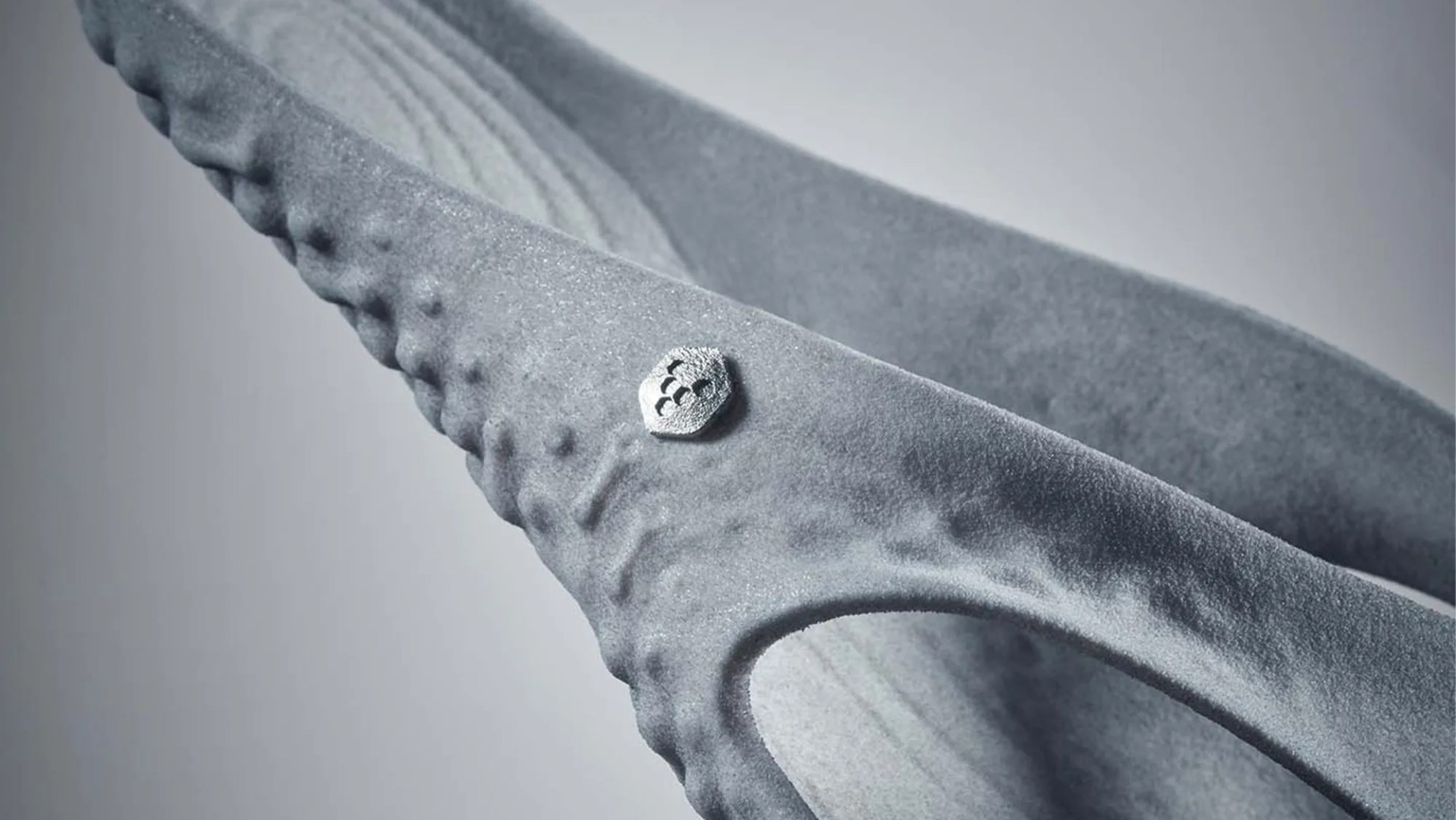 Vivobarefoot Tabi Gen 01 3D Printed Flip Flop Sandal closeup